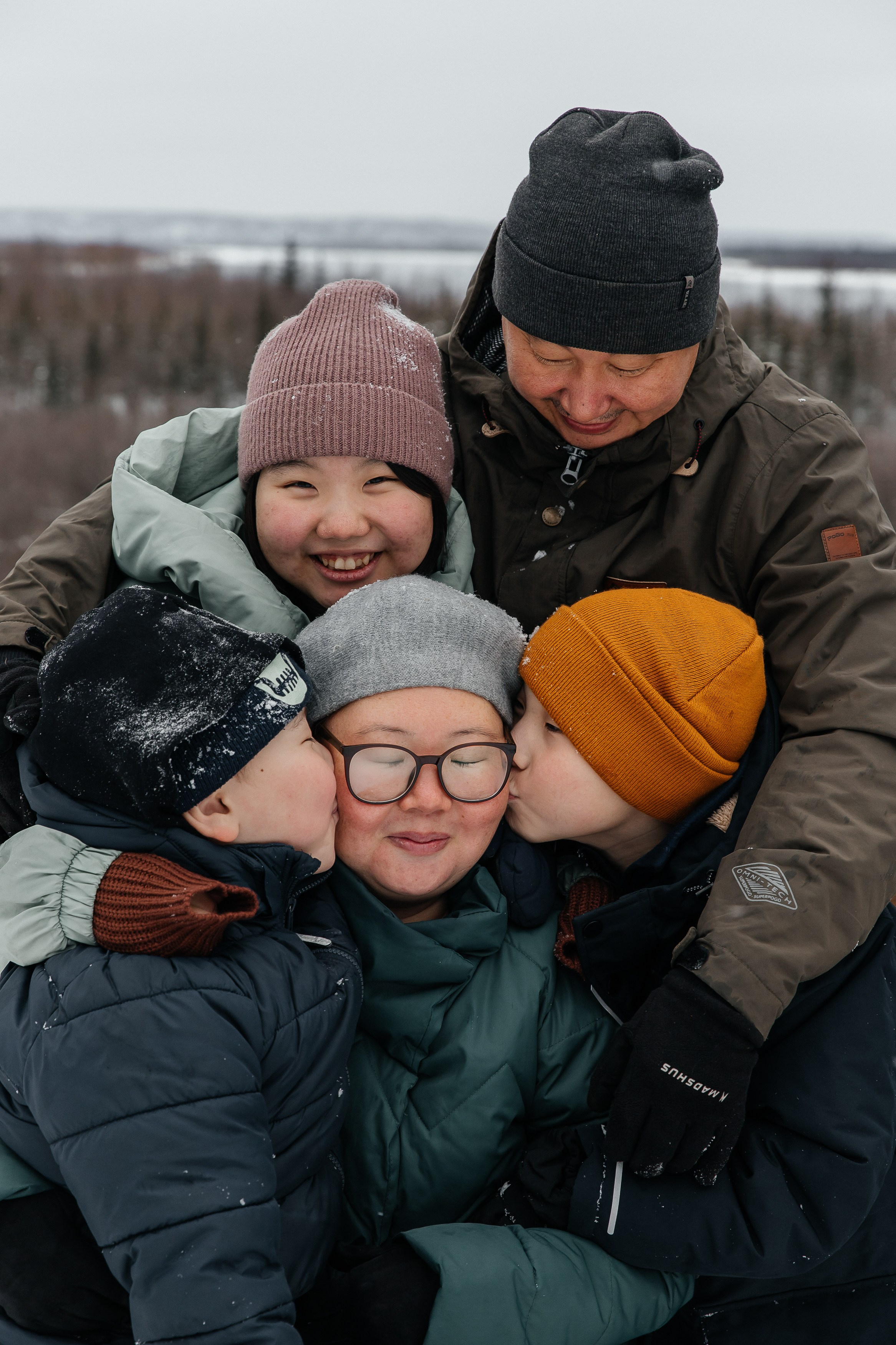 Степановы. Воронистая Анастасия. Фотограф Якутия, Томпонский район