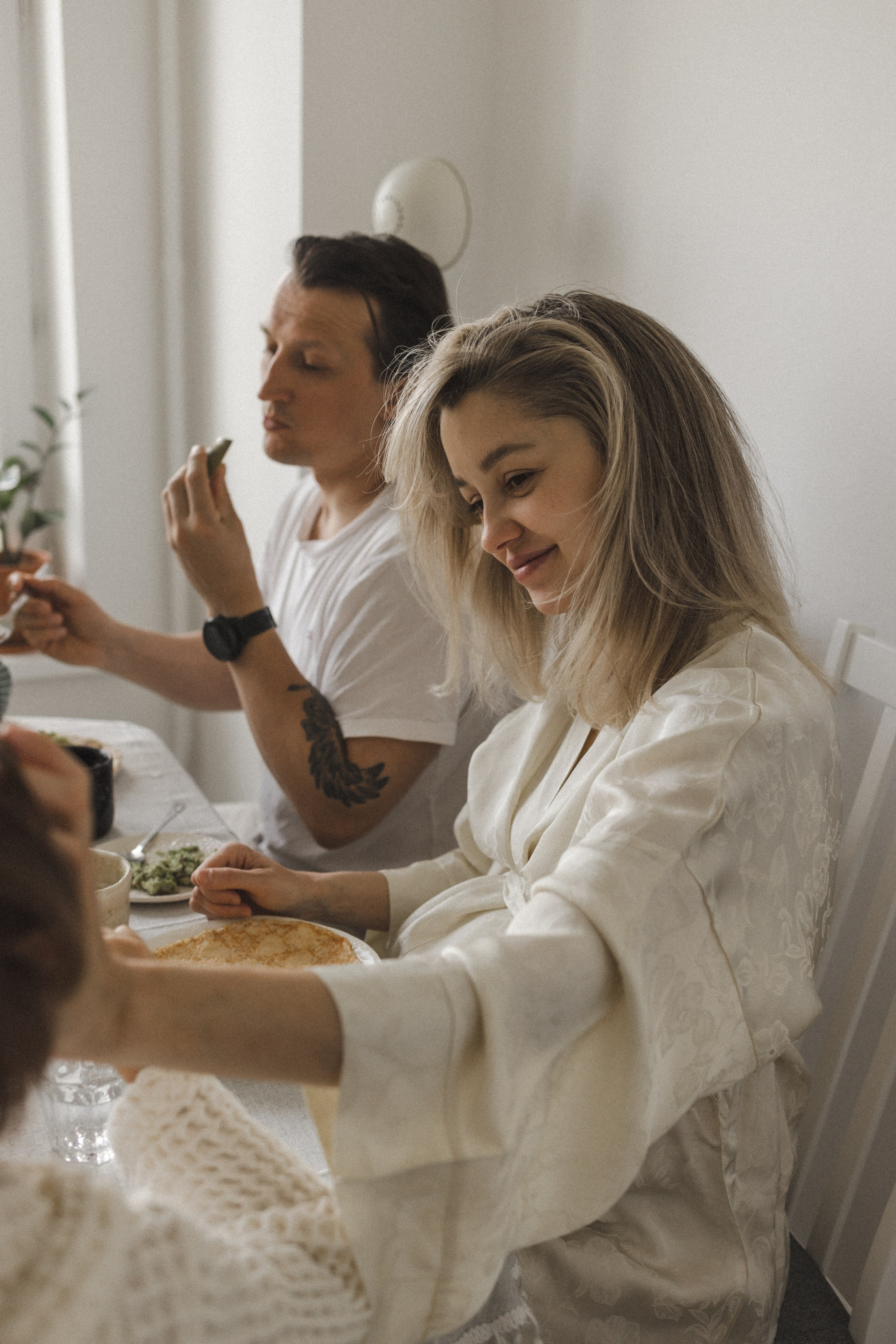 Катя, Паша, Валера и Родион ждут братика. Семейный фотограф в Москве