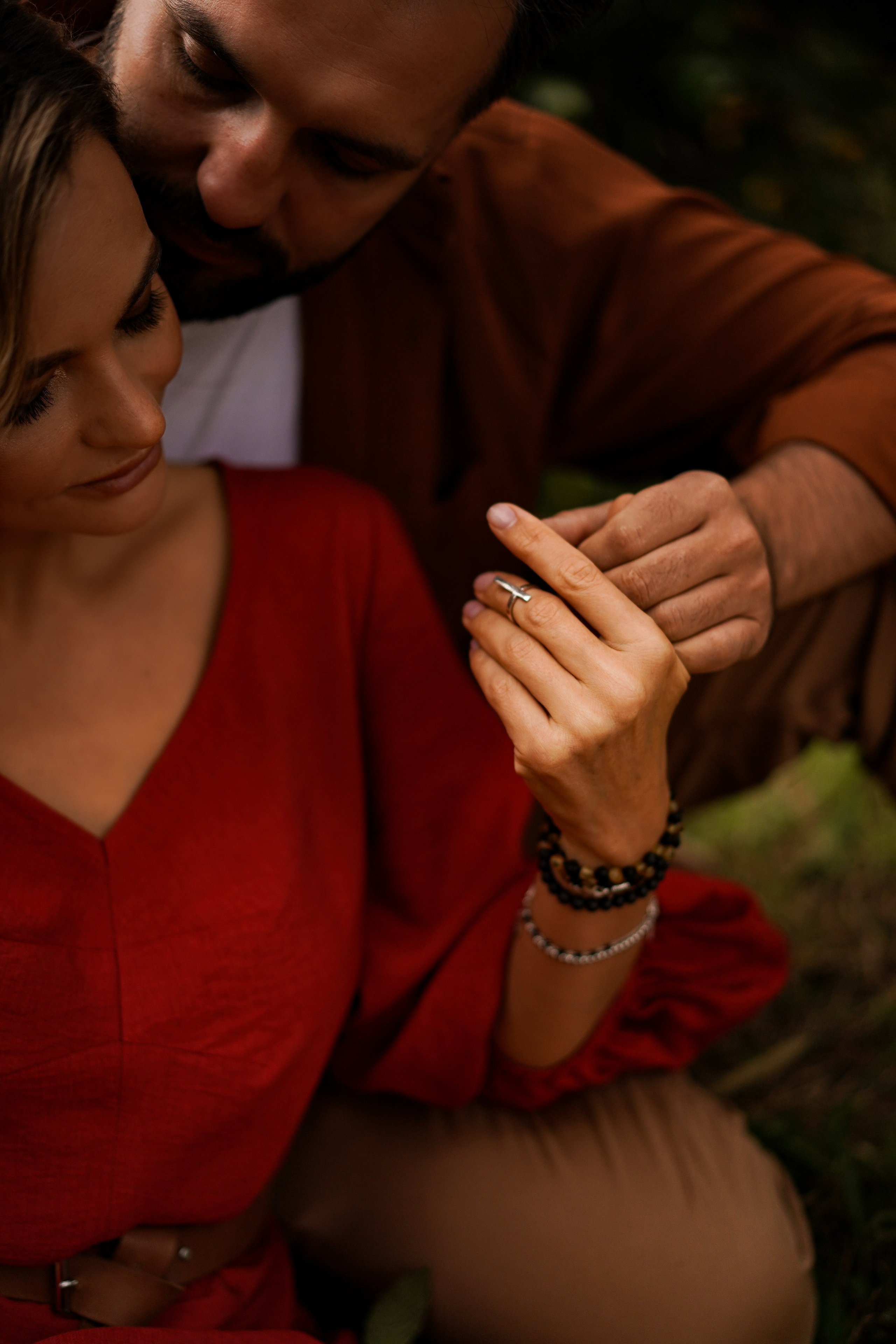 Lovestory на плантации с мандаринами в Абхазии. Фотограф Москва и Видеограф Москва