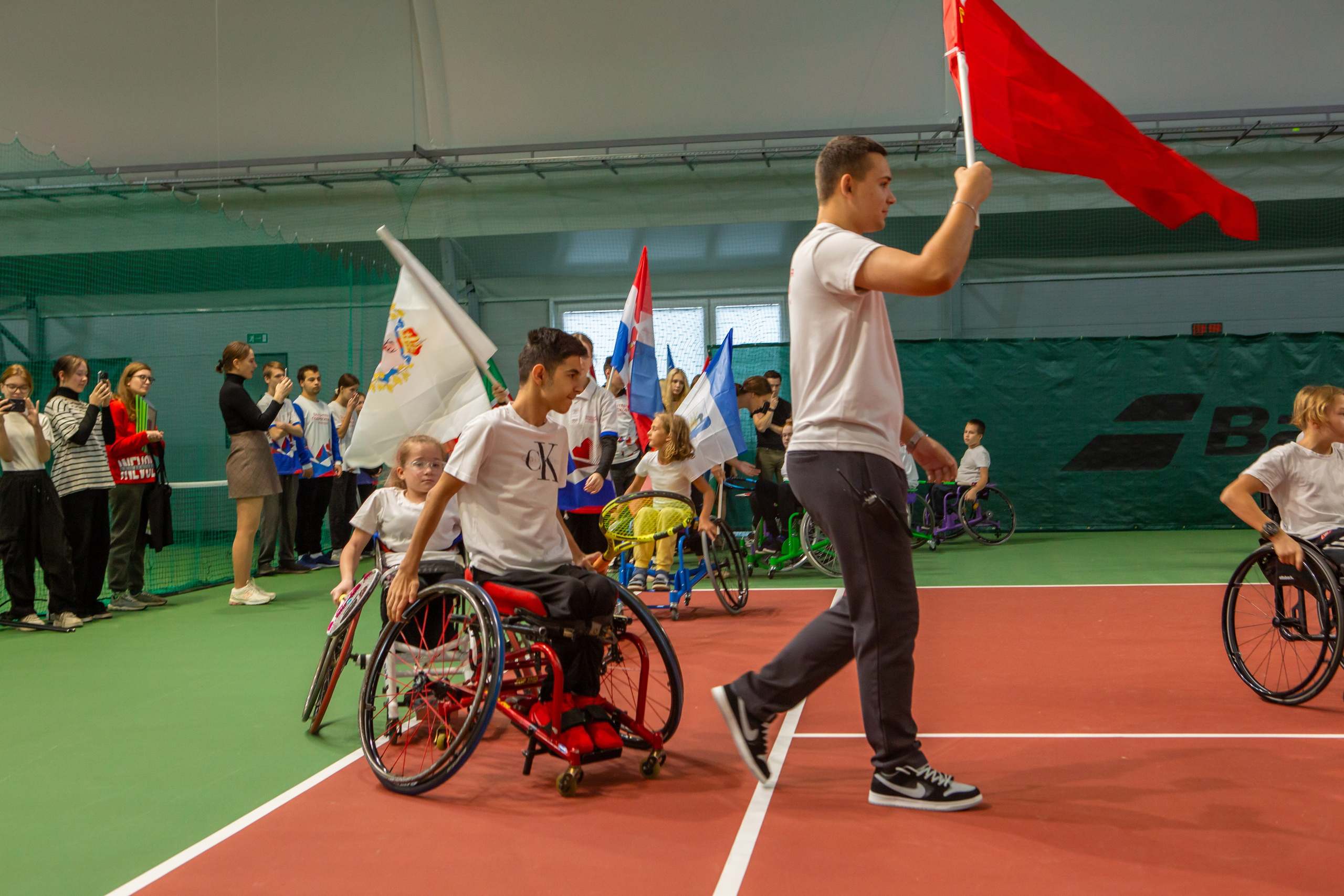 Турнир по теннису на колясках. Репортажный, семейный, свадебный, портретный фотограф