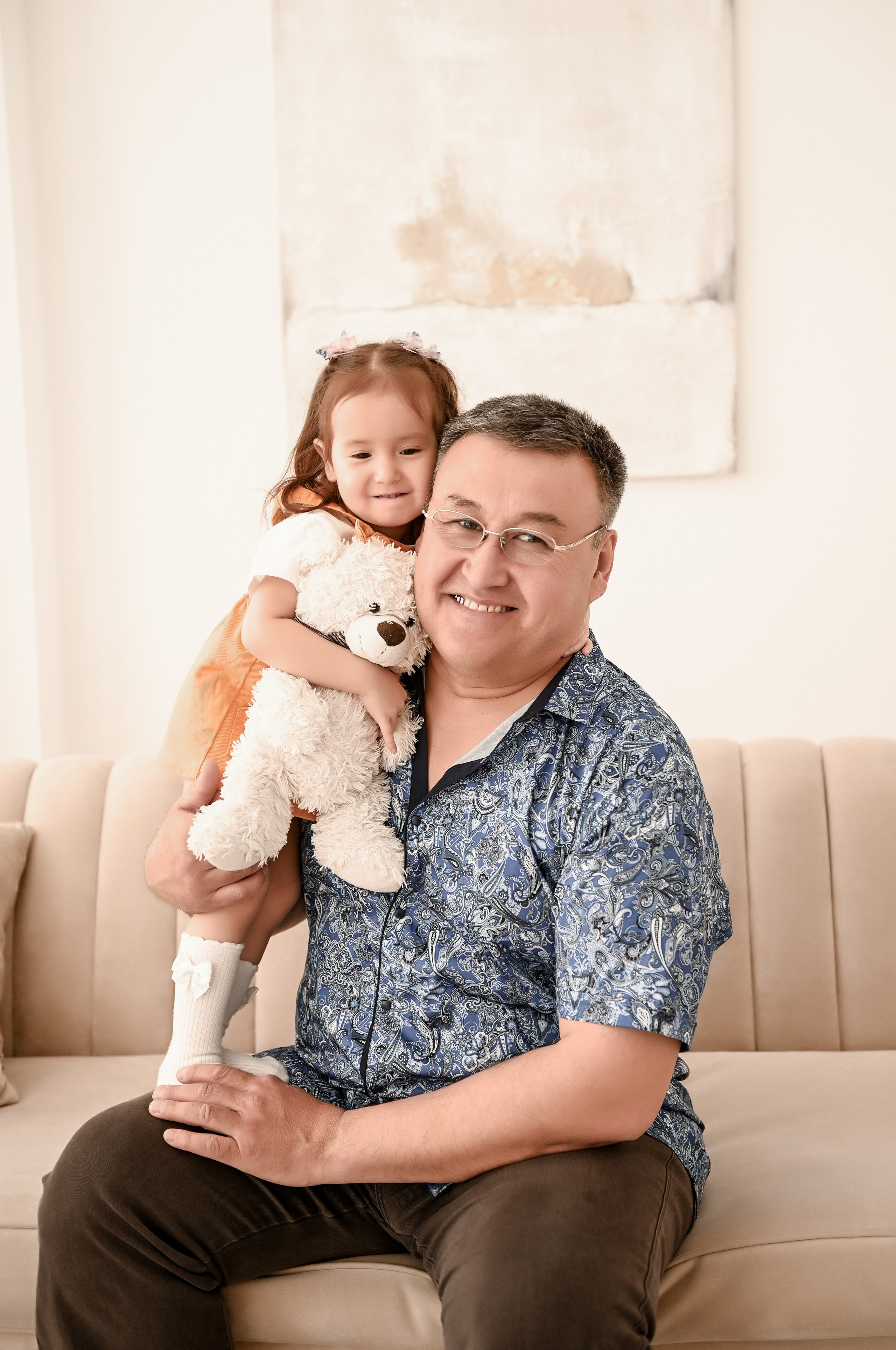 Семейная студийная  фотосессия 2. Свадебный, семейный, детский, контент фотограф в Омске Максим Ильин