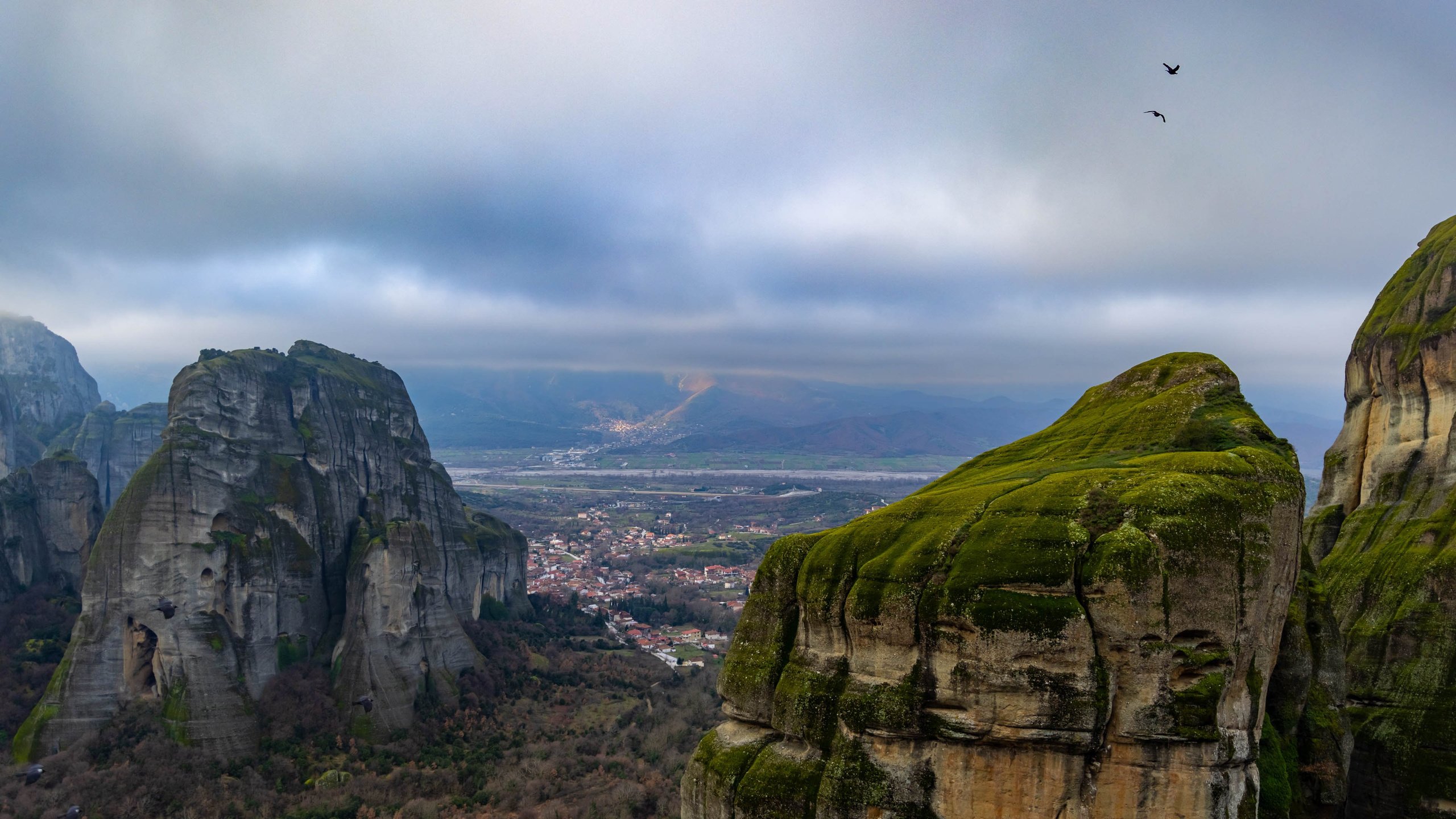 2025 0 2. Греция, Метеоры — Турция, Стамбул. Фотографии