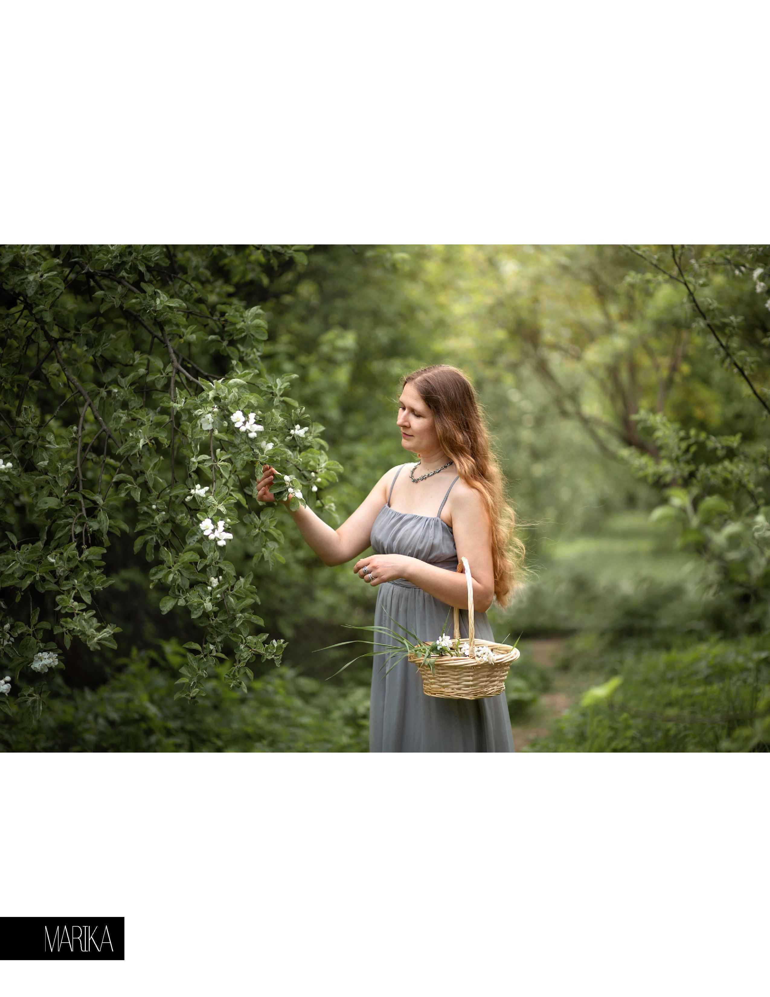 In The Apple Orchard_MARIKA. Семейный и детский фотограф в Москве Полина Парамонова