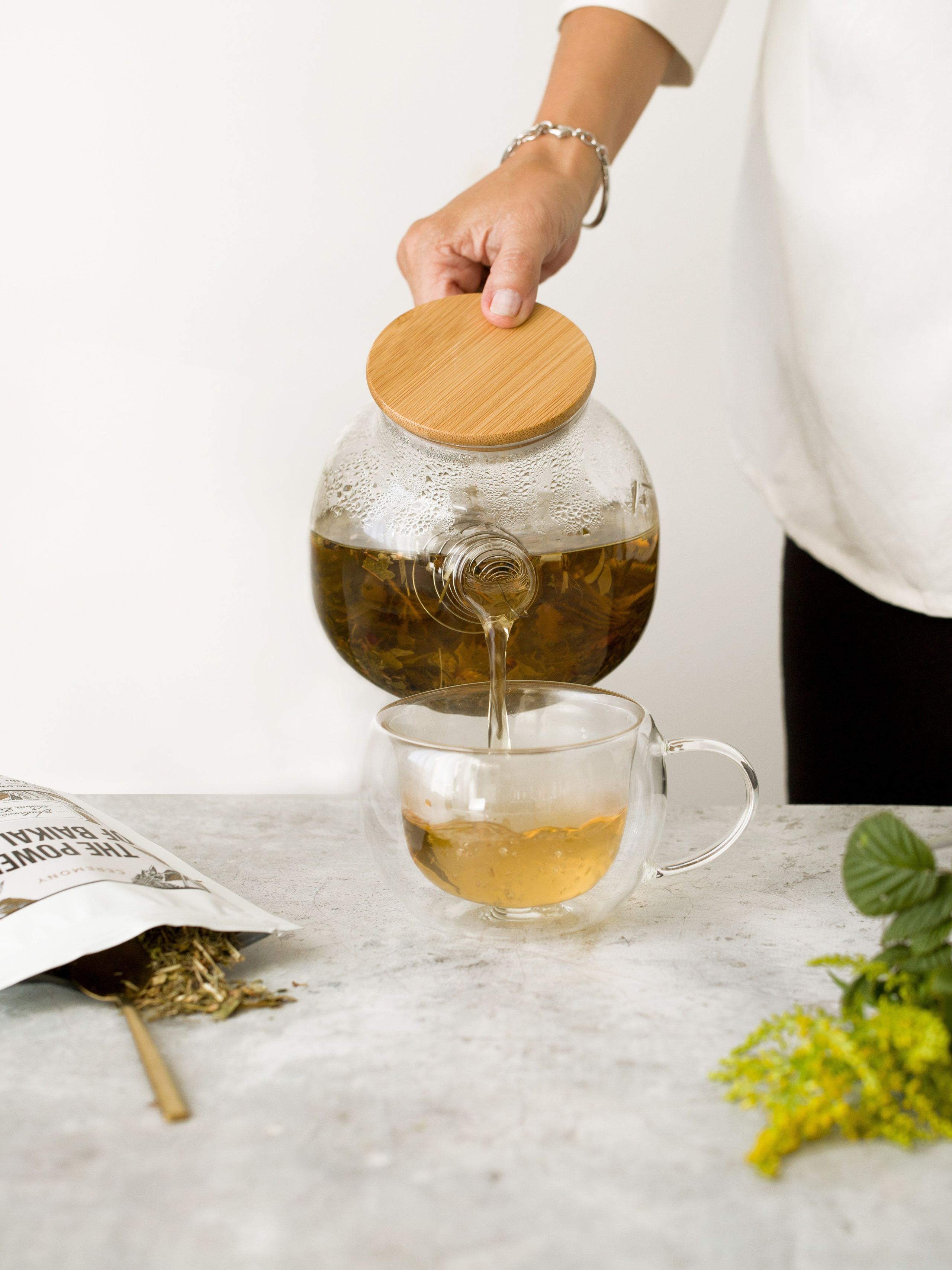 Чай для оптовой компании бренд Ceremony. Предметная фотография