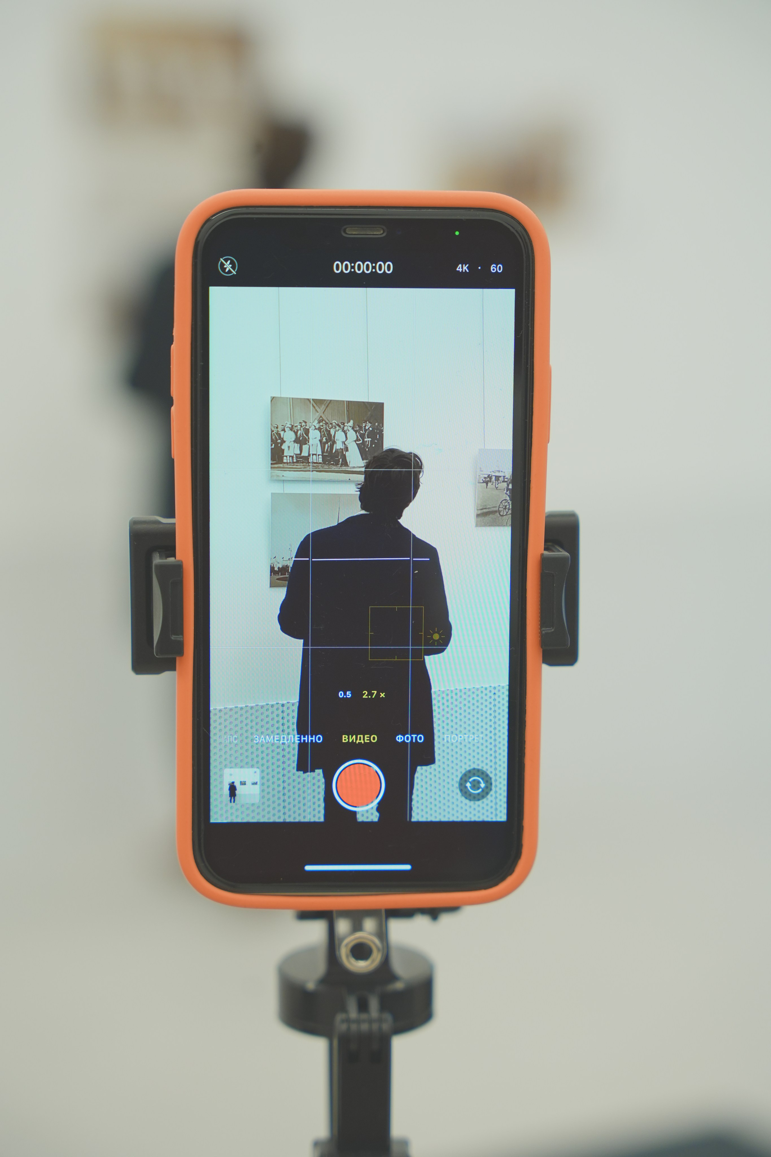 Экскурсия для туристов. Уголок фототворчества Никиты Усачева