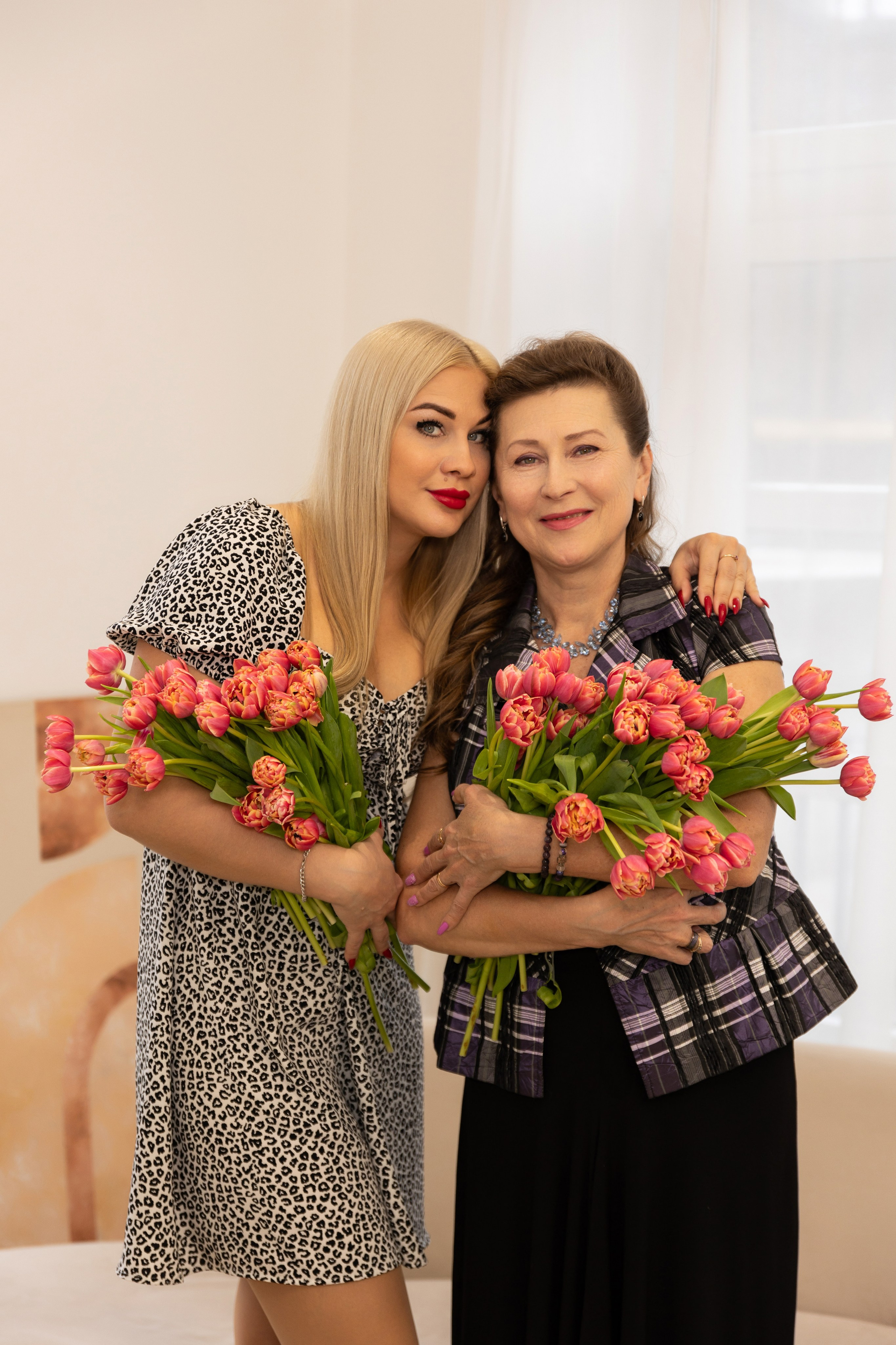 Фотосессии с тюльпанами. Семейный и свадебный фотограф в Санкт-Петербурге Татьяна Швыкова