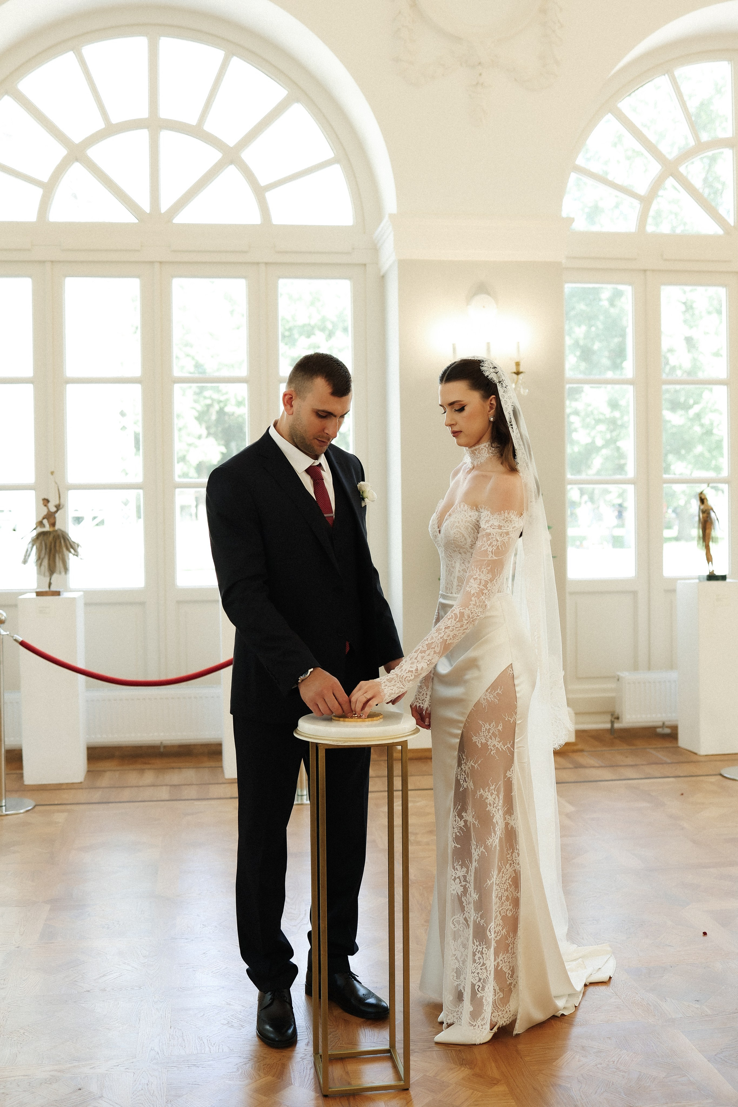 И. + А. Усадьба Воронцово, Radisson Blu Olympiyskiy, банкет в ресторане Mansard Restaurant And Hall. Свадебный и семейный фотограф в Москве Света Снимает