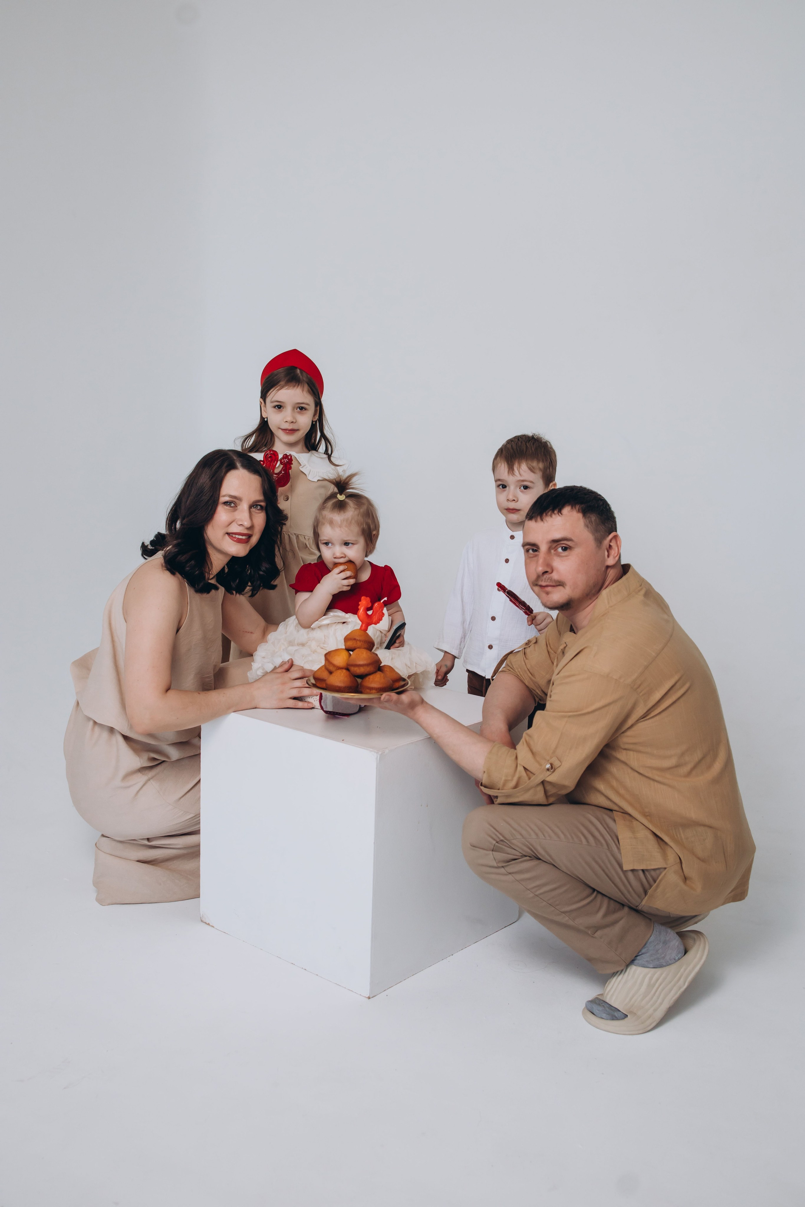 Анечке годик. Семейный фотограф Нижневартовск Тюмень Ефимова Ирина
