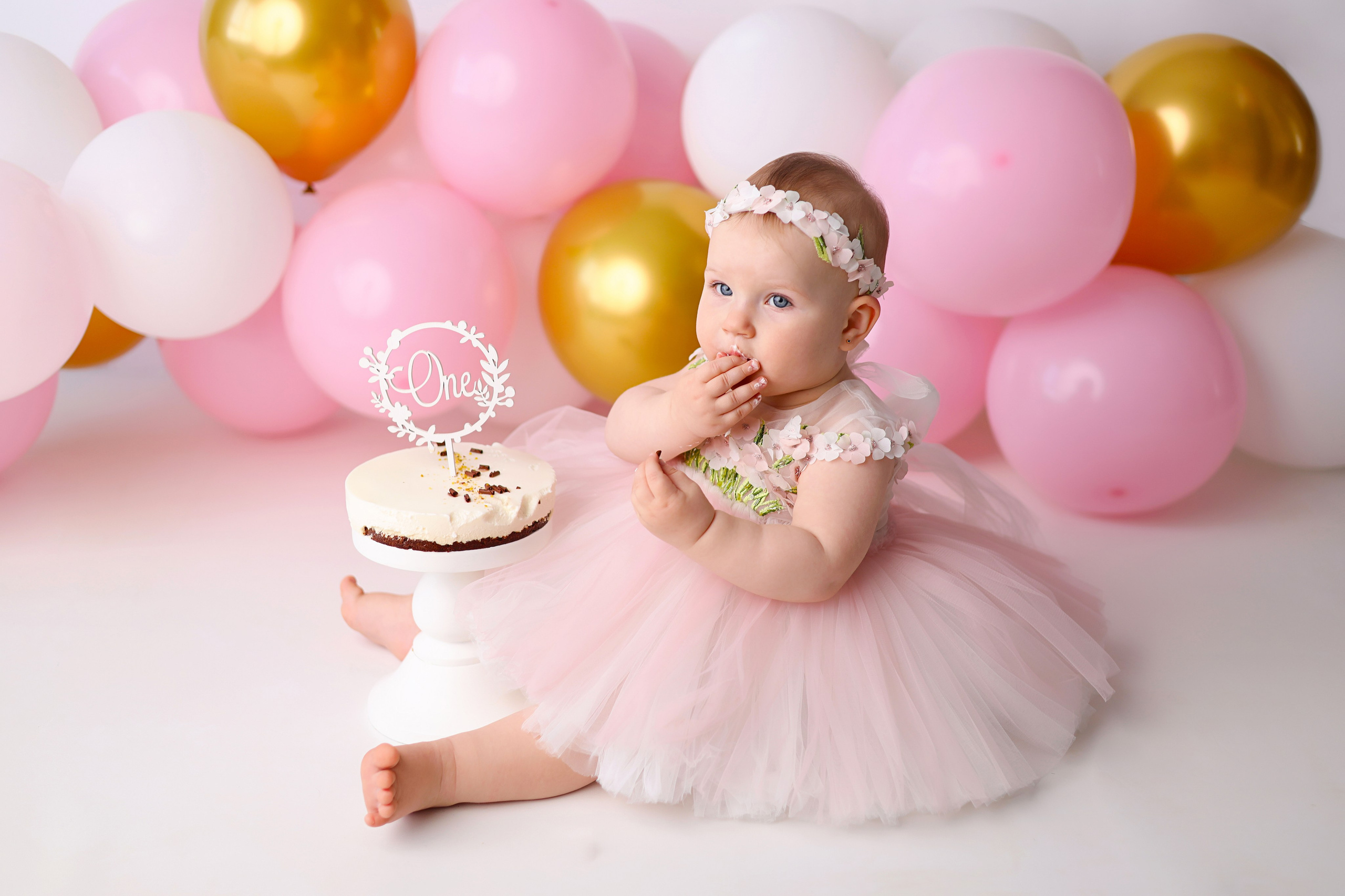 Алене 1 годик. Фотограф новорожденных Москва. Ньюборн фотограф Москва