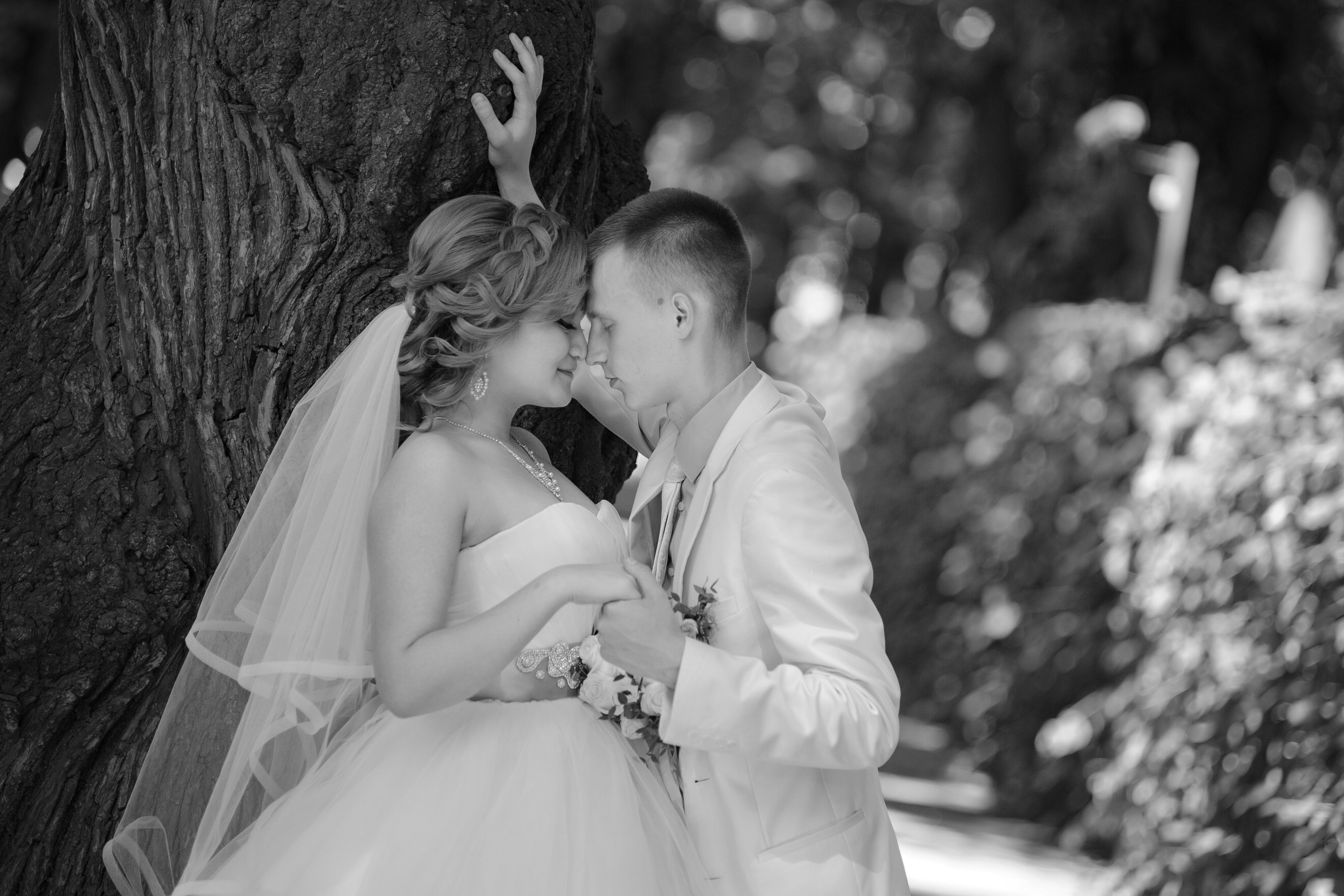 Черно Белые свадебные фотографии. Фотосъёмка и Ретушь в СПб. Фотограф Алексей Лукин. Свадьба, мероприятие, корпоратив, юбилей, фотосессия, портрет. Фотосъёмка в Санкт-Петербурге. Ретушь фотографий