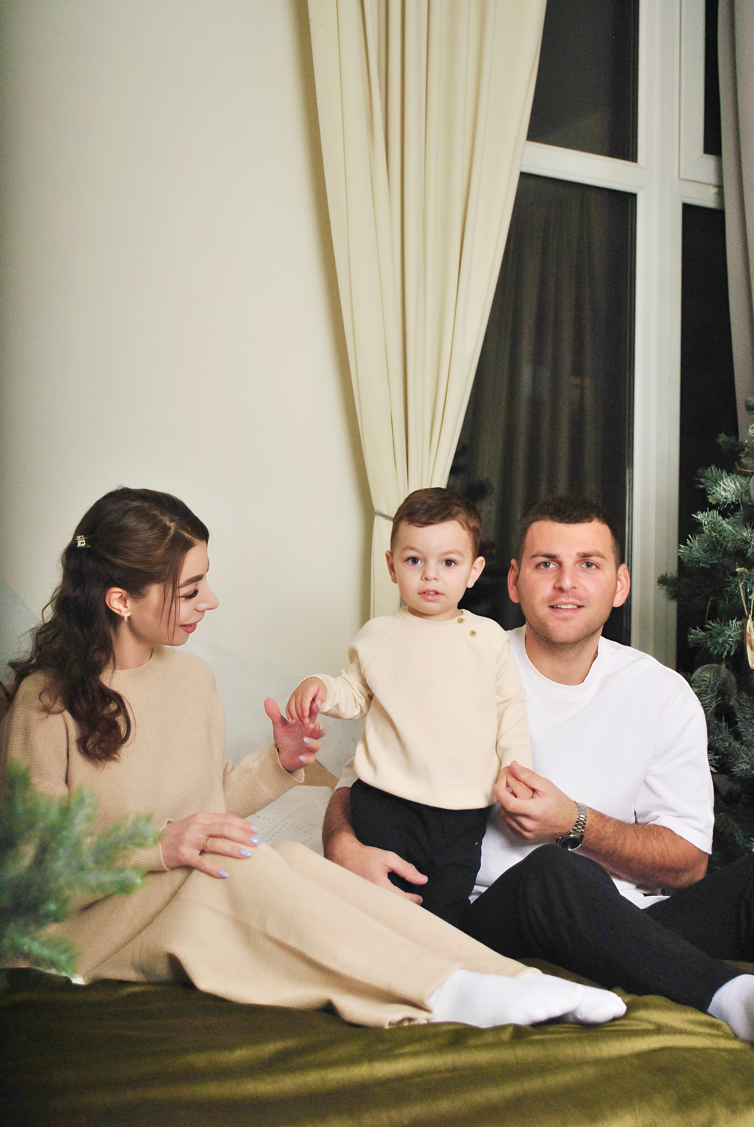 Елена и семья. Фотограф Мария Мусаелян