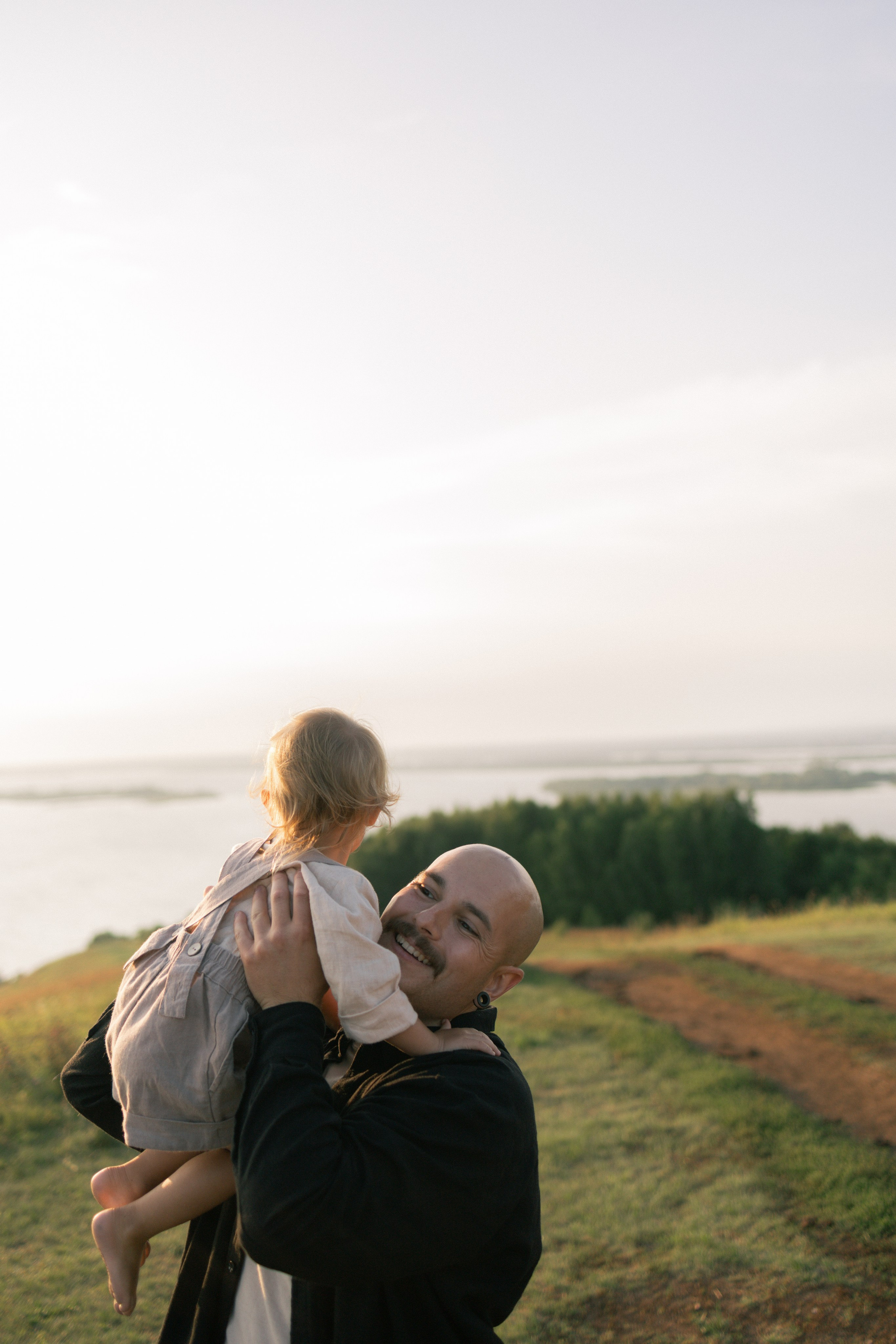 На смотровой. Фотограф Зарина. Казань