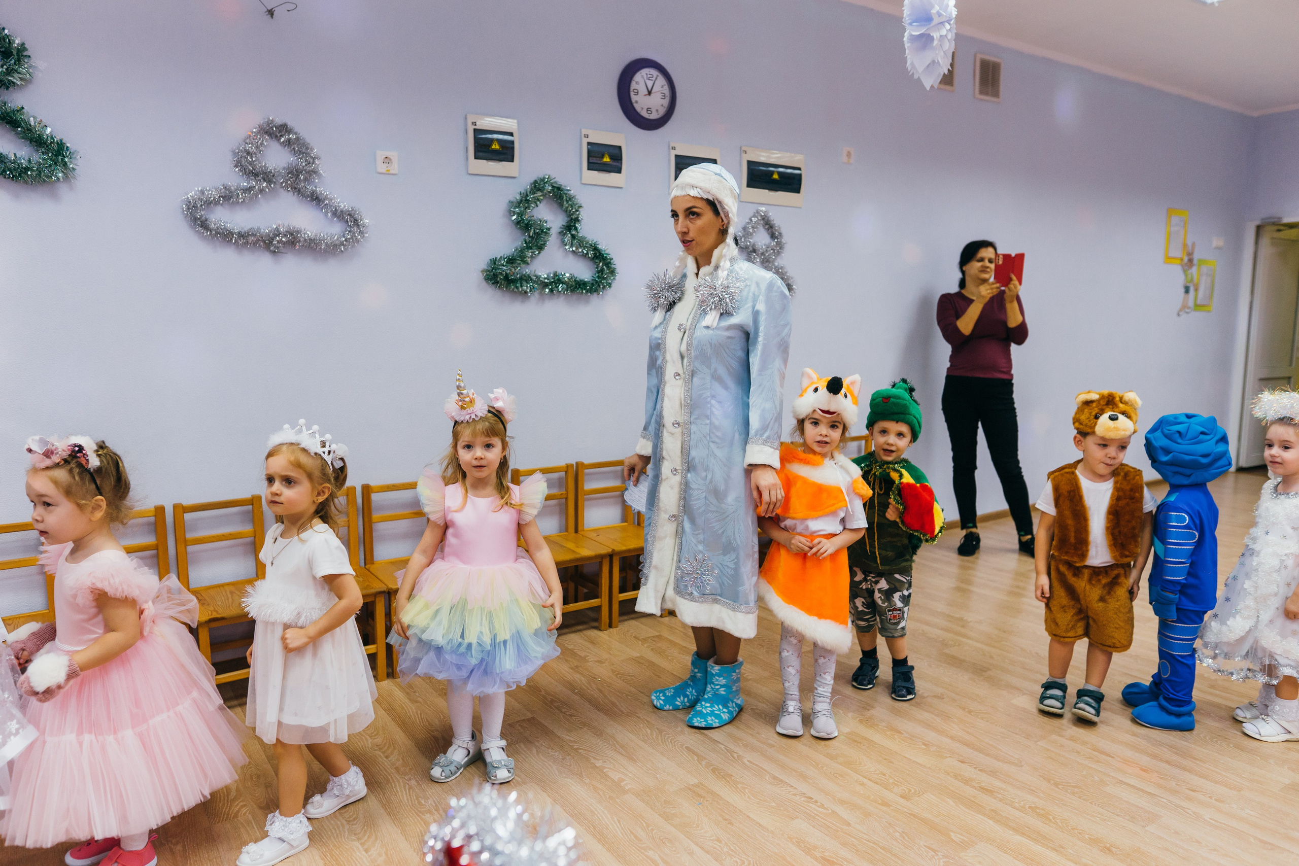 Новогодний утренник в детском саду. Профессиональный фотограф Геленджик, Новоросийск Виктория Цейс