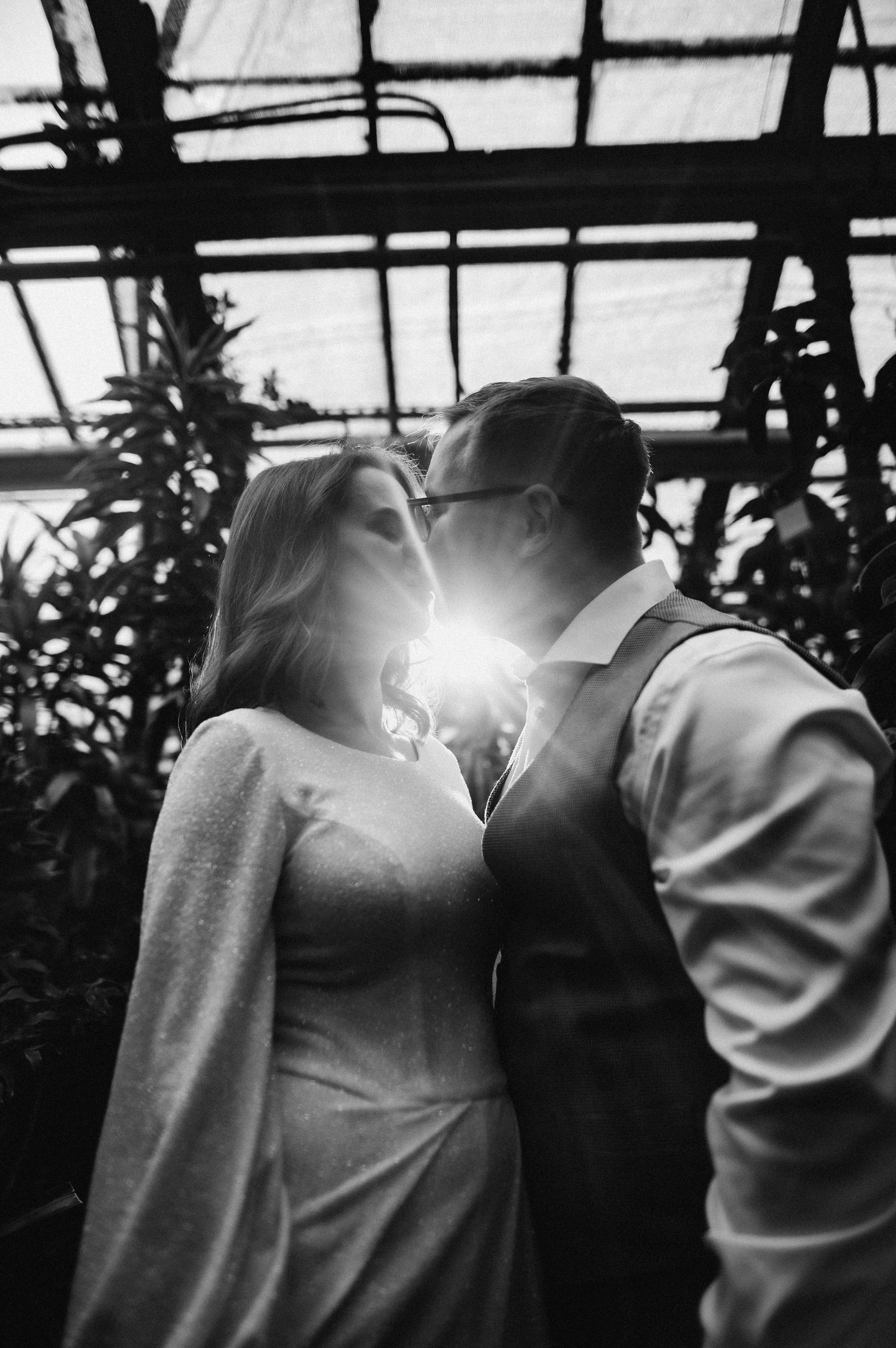 Загс+Оранжерея (камерная свадьба). Фотограф ПИТЕР СПБ Надежда Баранова