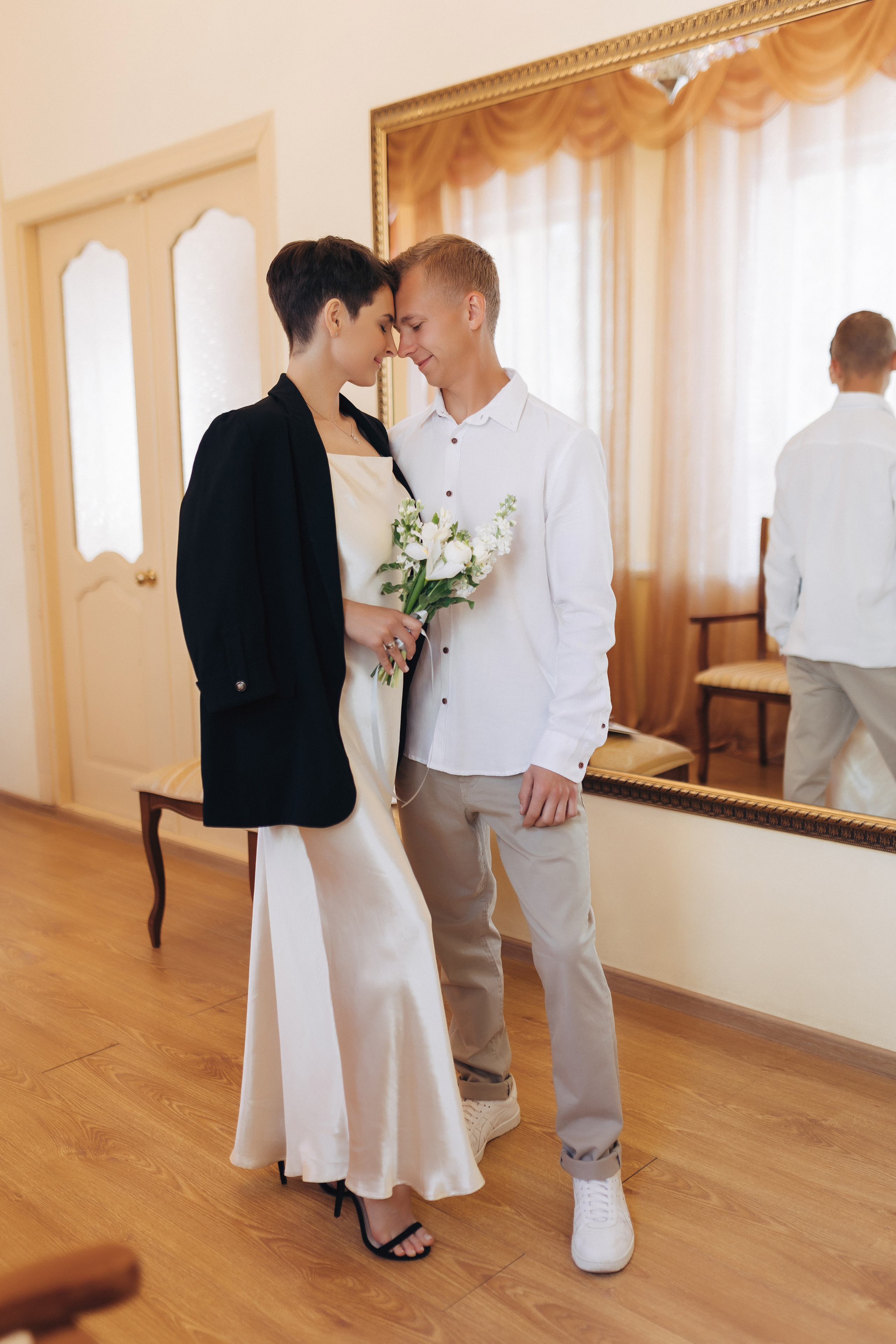 Мини прогулка+загс. Свадебный и семейный фотограф в Астрахани Заскокина Анастасия