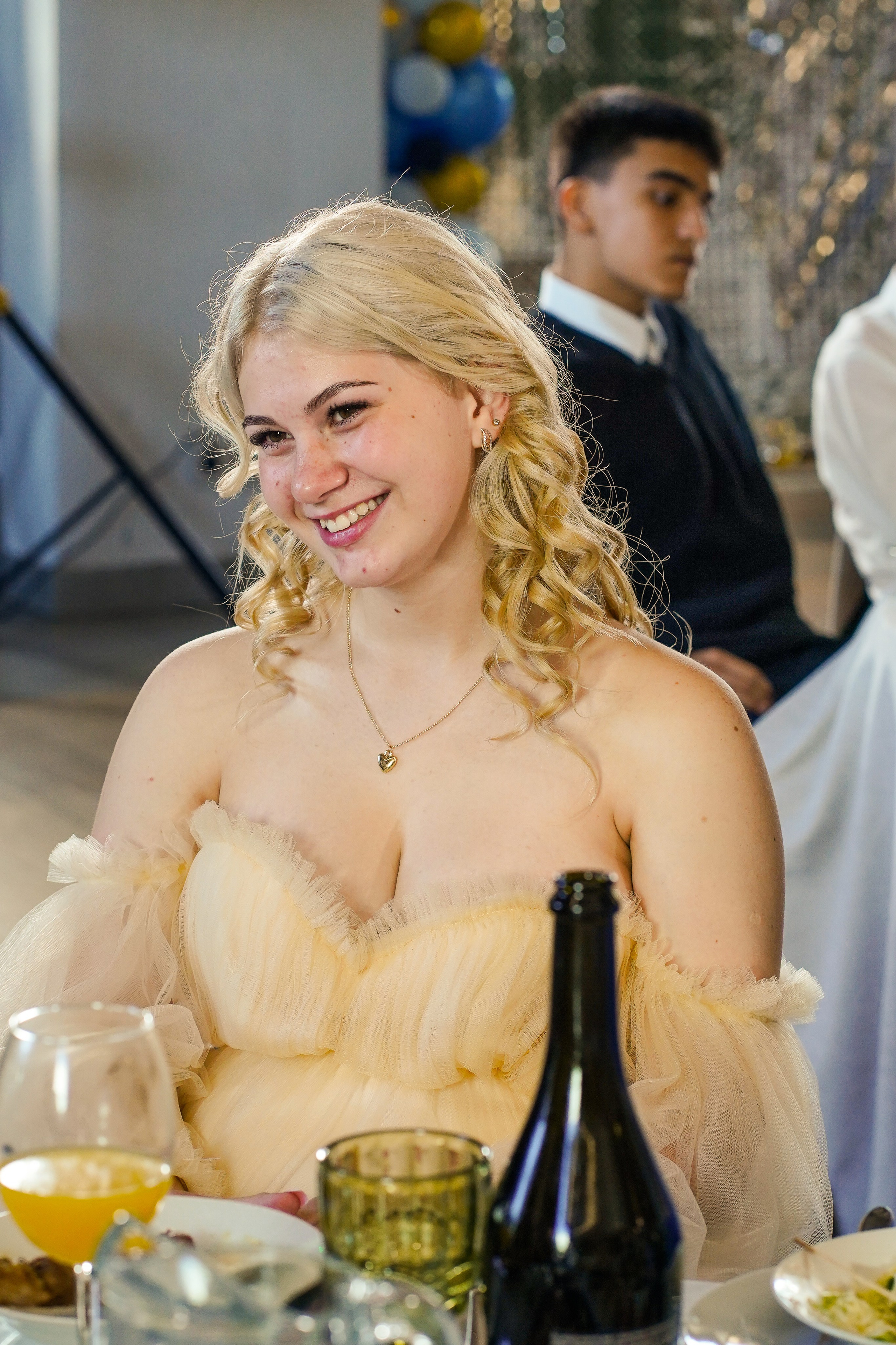 Выпускной вечер, гимназия № 40, 9 класс. Семейный и портретный фотограф в Екатеринбурге Анна Лобанова