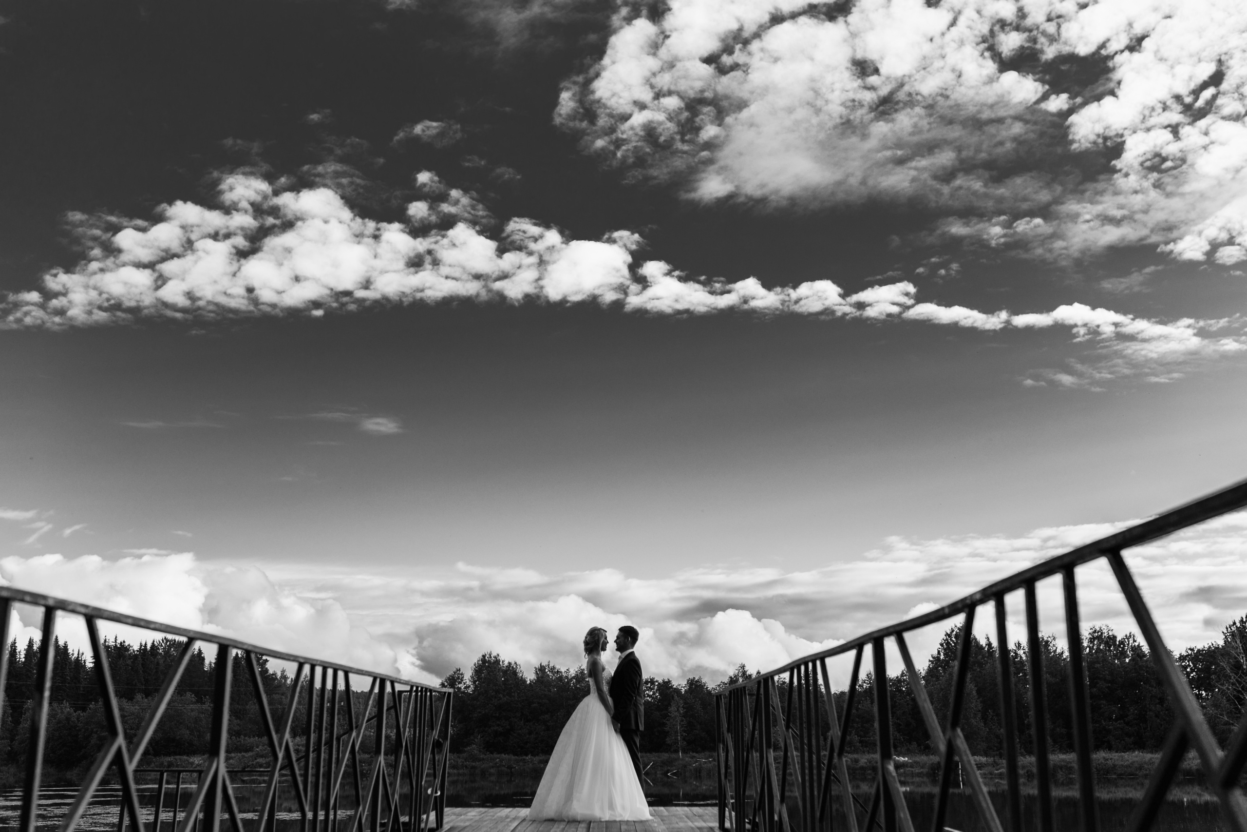 Современная свадебная фотография. Свадебный фотограф Ижевск. Свадьба в Ижевске. Ижевск свадьба. Стильная свадебная фотография. Фотограф в Ижевске