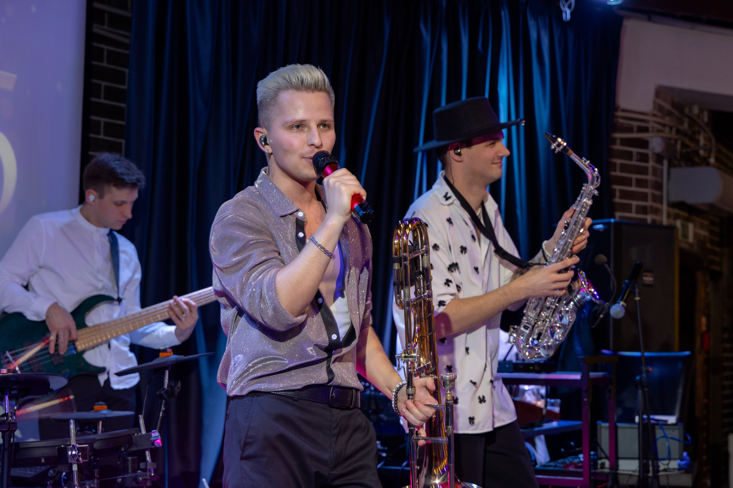 Корпоративная новогодняя съемка для логистической компании ИТА. Свадебный фотограф в Минске/Беларуси Сергей Спиридонов