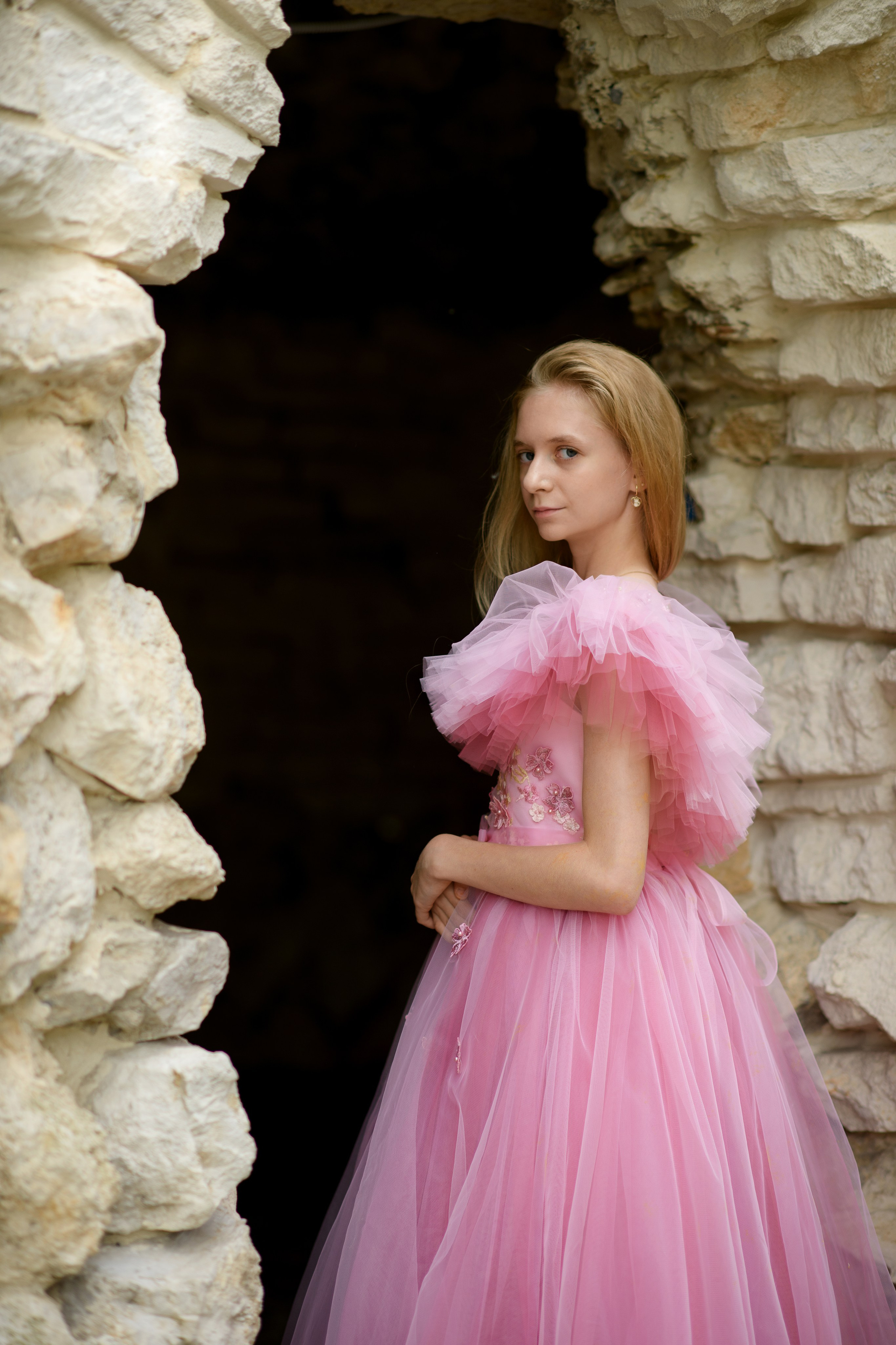 В цветущем чубушнике в саду имени Баумана. Главная