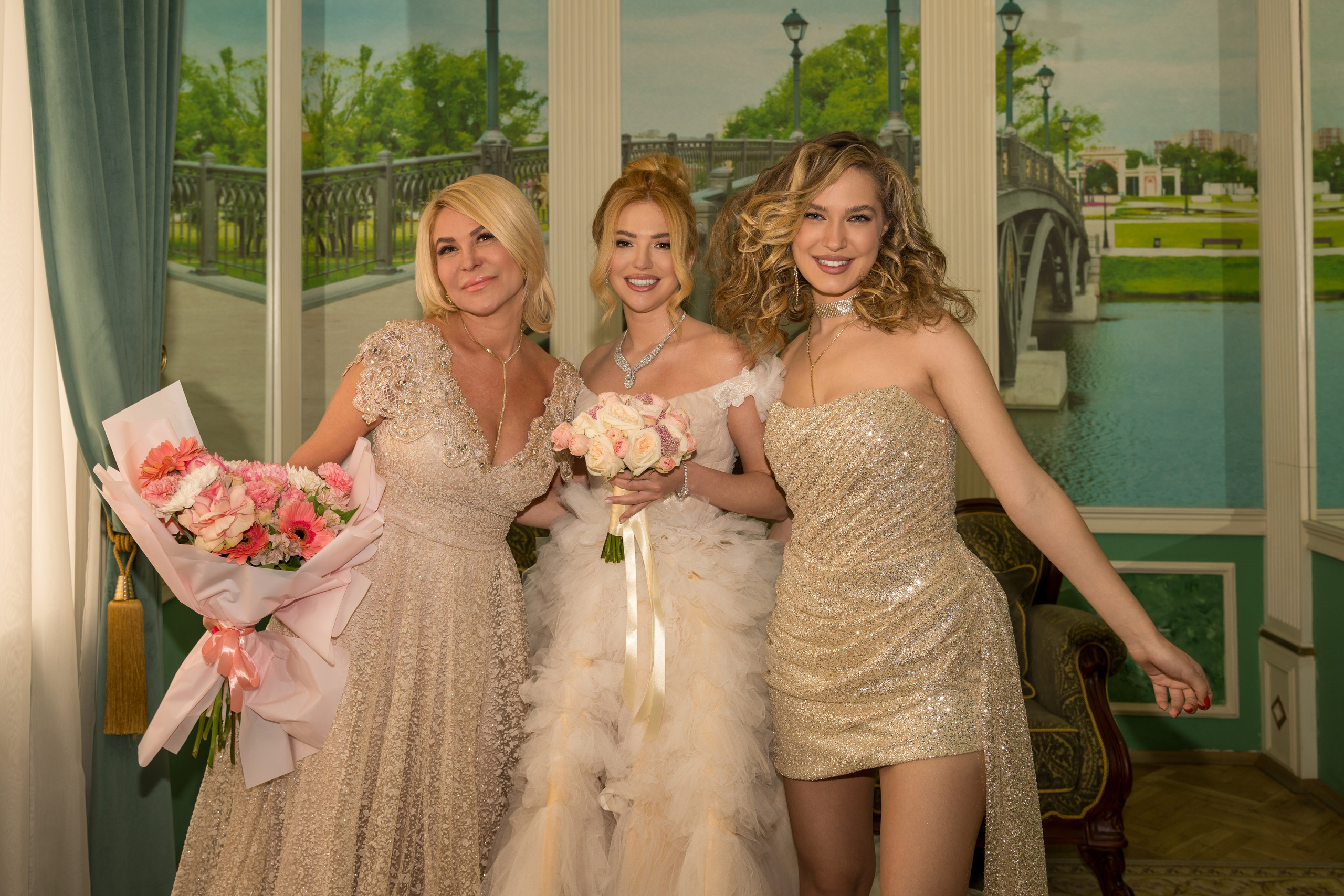 Виктор & Кристина. Семейный и контент фотограф в Москве Alira