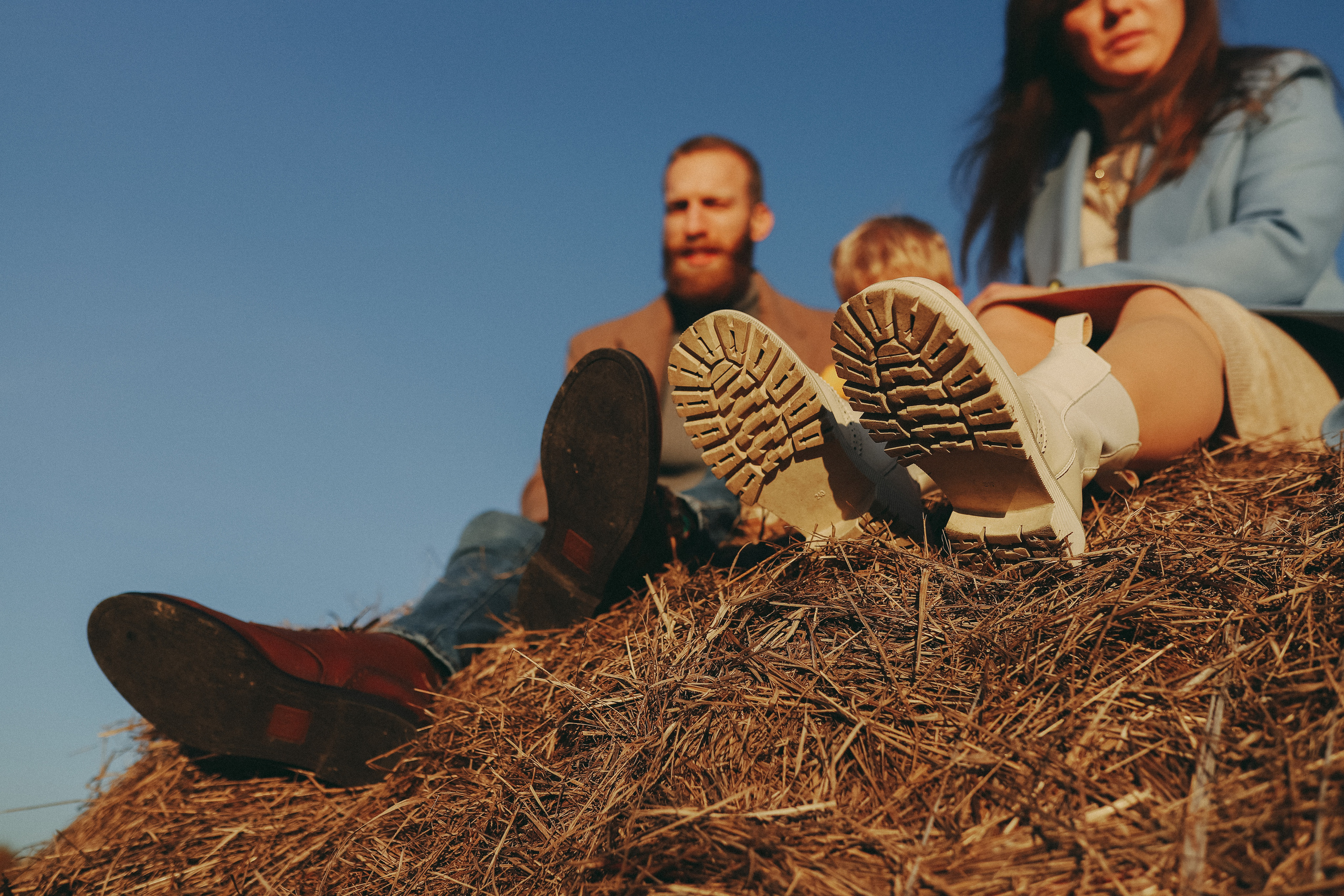 Антон, Ира, Леша. Главная