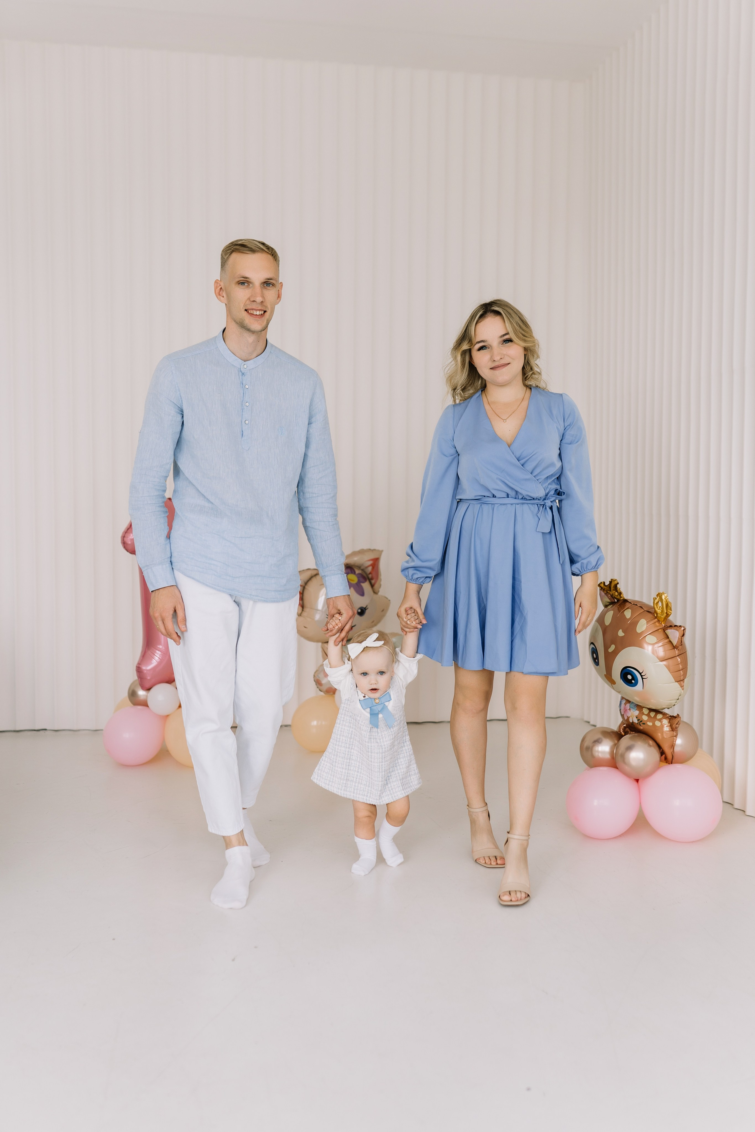 Николь 1 годик