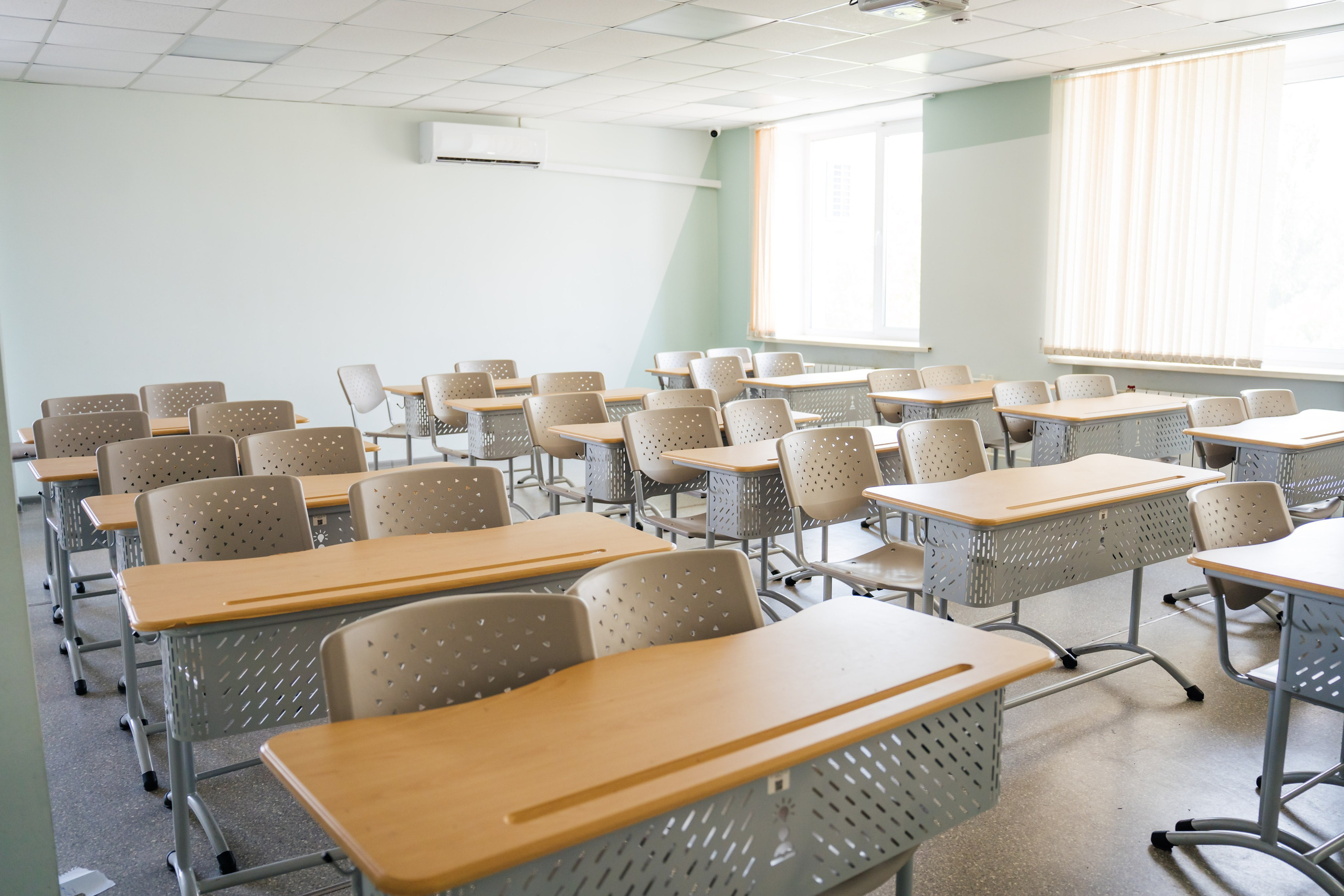 Съемка для Уральского медицинского колледжа ЮМЕД. Видеограф и Фотограф в Челябинске Ксения и Владимир Рюмины