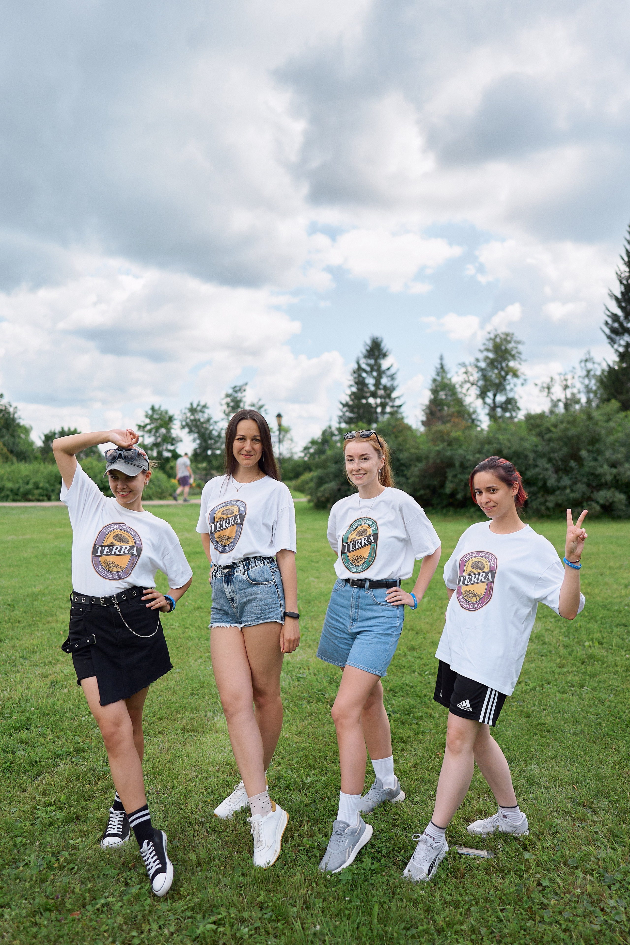 ЛЕТНИЕ ГУЛЯНИЯ LESTA