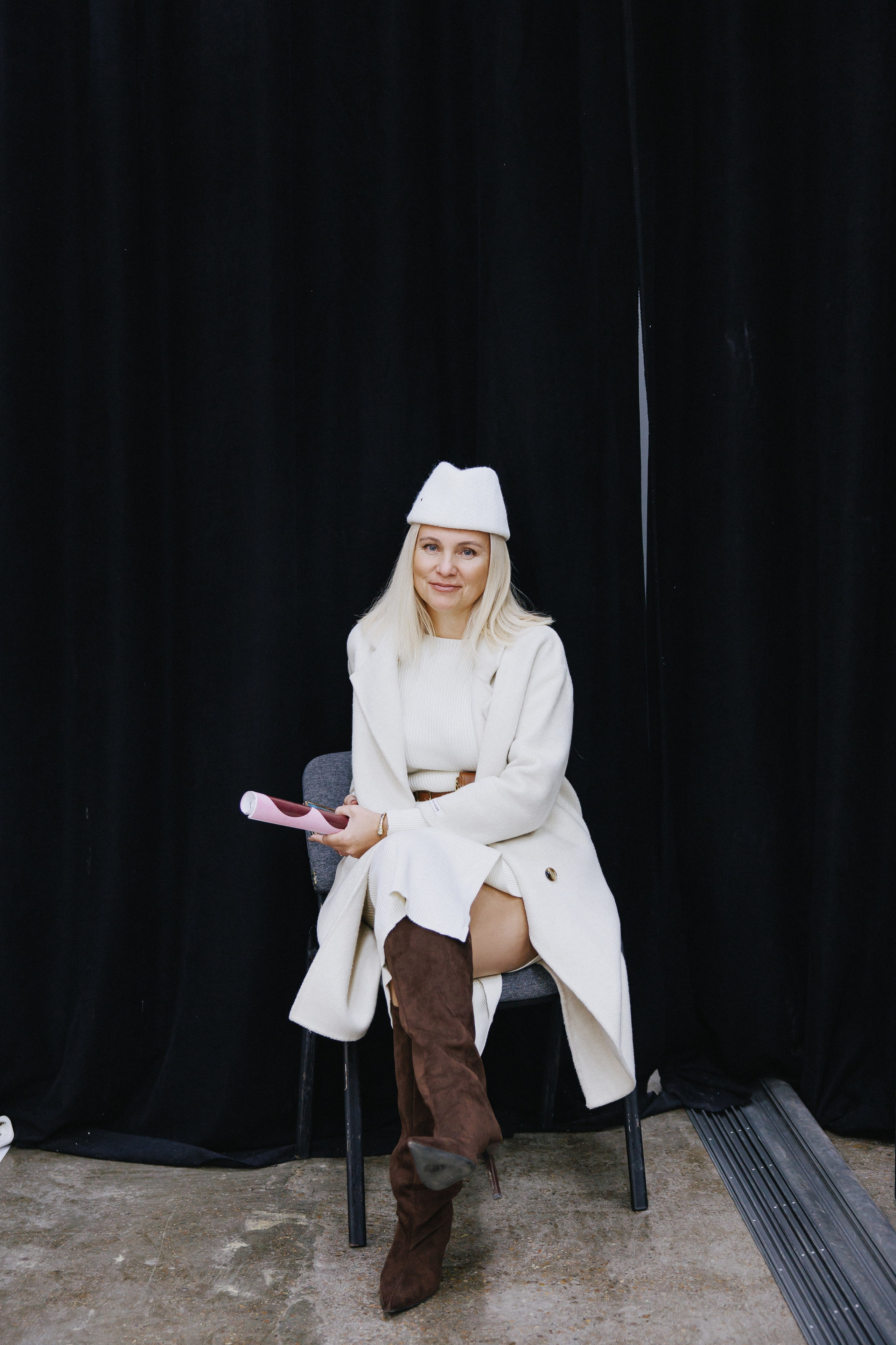 Выставка СТО ВЕЩЕЙ В ИНТЕРЬЕРЕ. Фотограф Иркутск Антипин Сергей