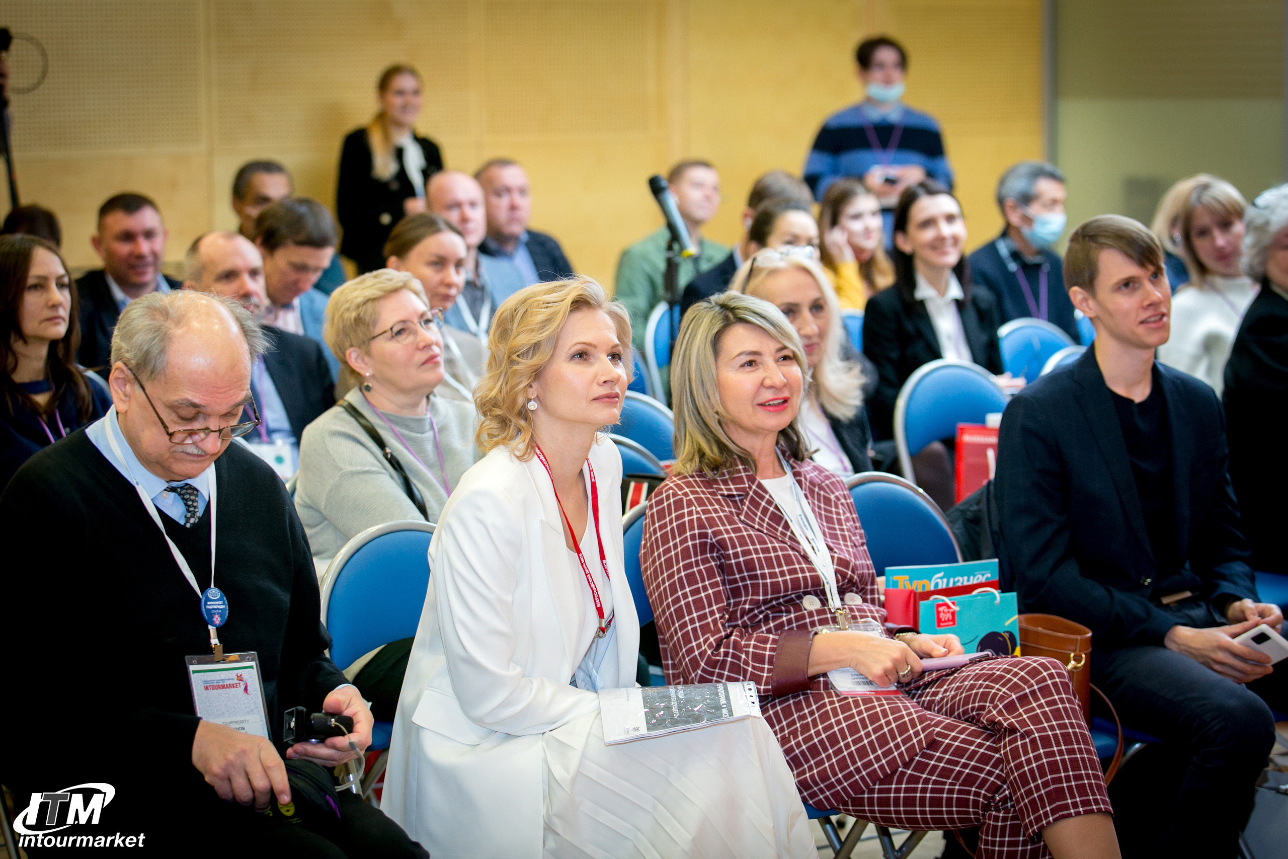 Интурмаркет 2022. Фотограф в MICE Дмитрий Плисов