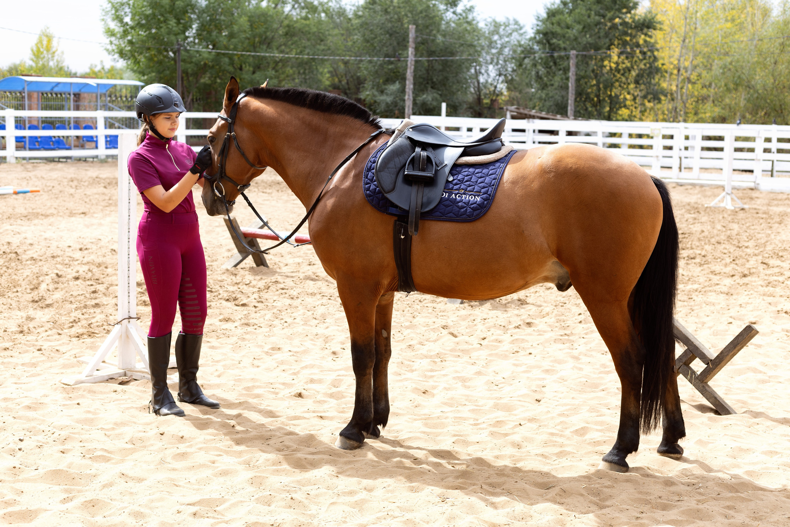 Лера в Конно-спортивном клубе. Женский фотограф в Орске Новотроицке Динара Долганова