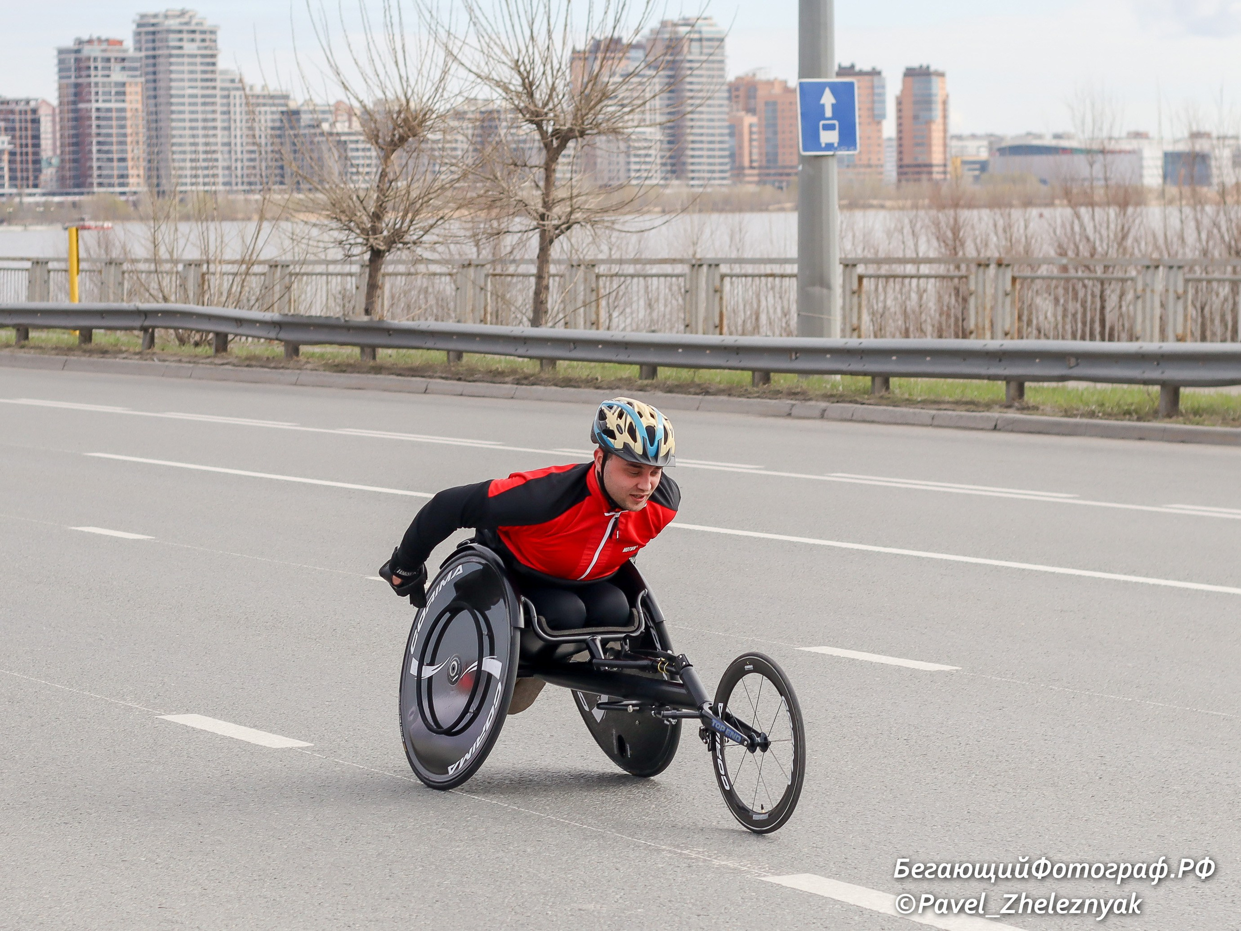 «Казанский марафон—2026». Забег на 10 км. #БегающийФотограф