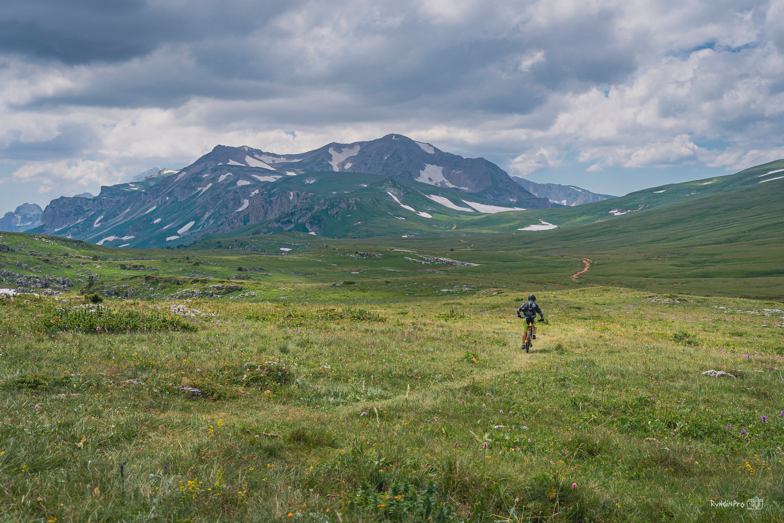 Велотур Велотридцатка 13 июля 2024 Ковальтур. Репортажный фотограф в Краснодаре Рындин Дмитрий