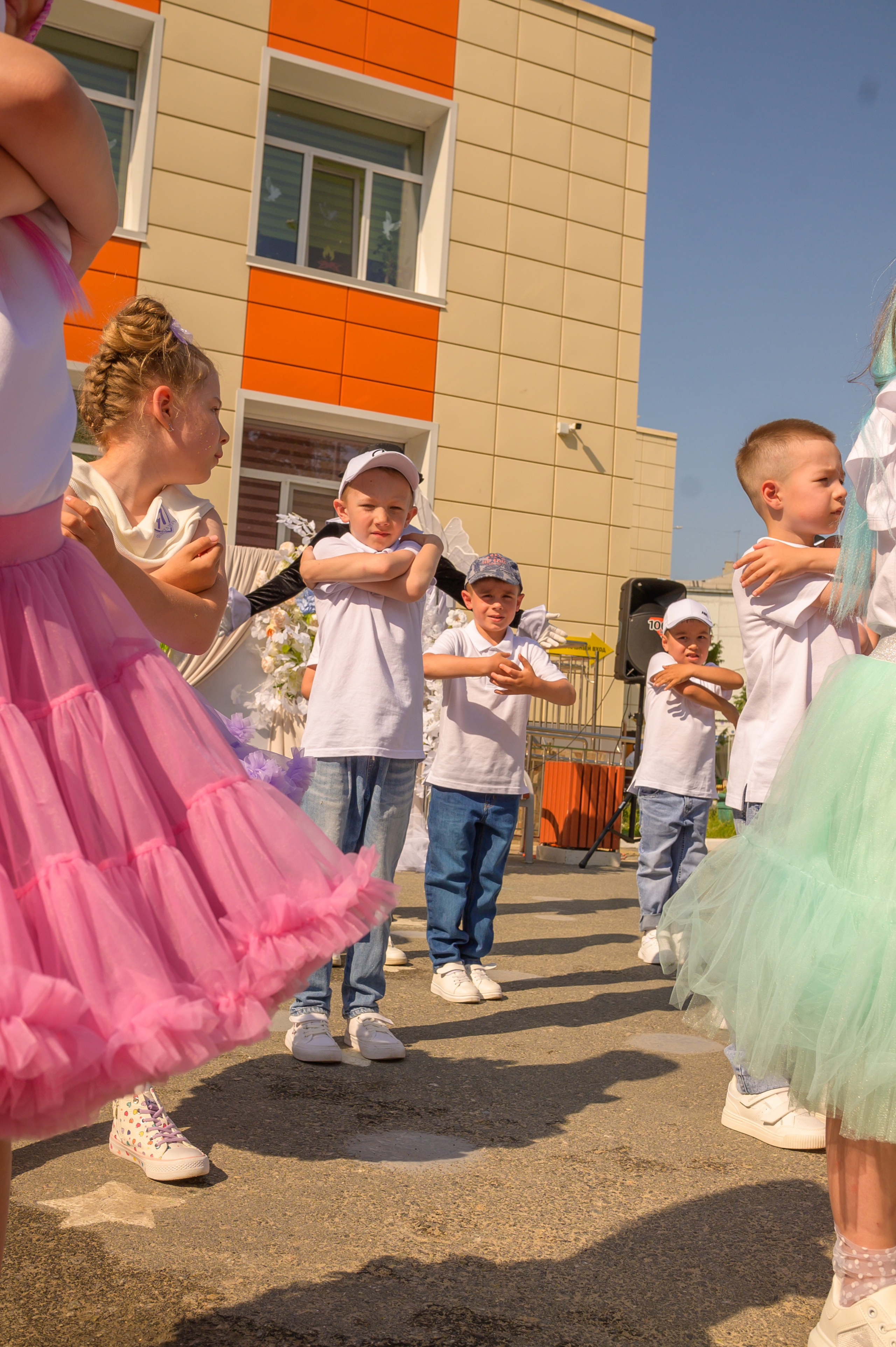 Репортаж выпускного группа «Фантазёры» 3 садик. Фотограф новорожденных, семейный детский в Тюмени Татьяна Морозова