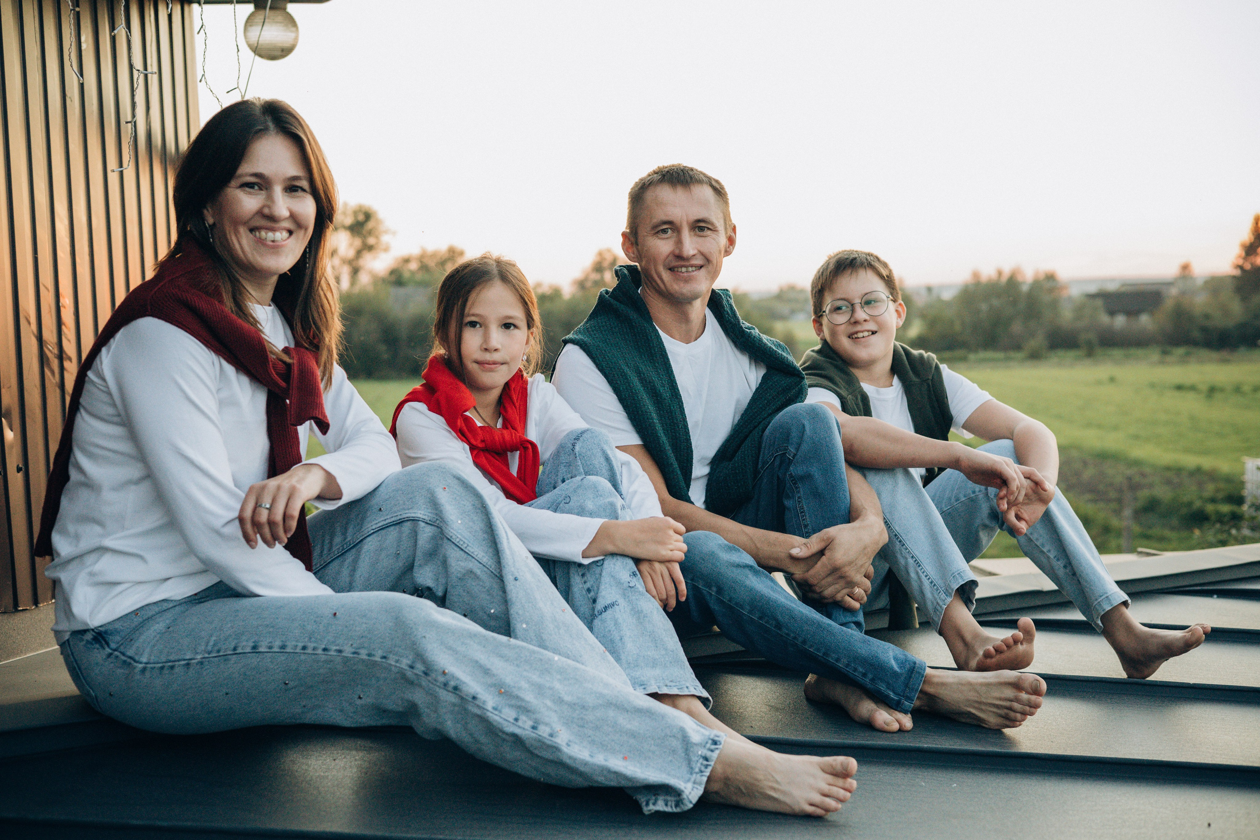 Юля, Илья, Полина, Сергей. Ваш фотограф
