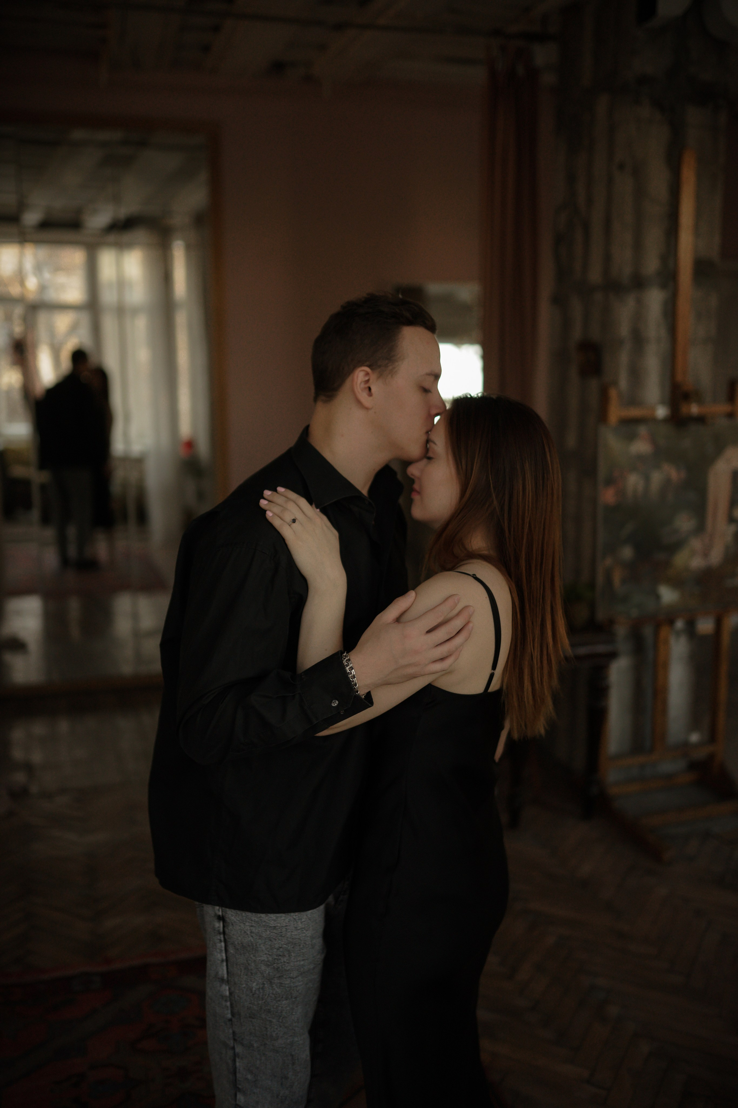 Черное-белое