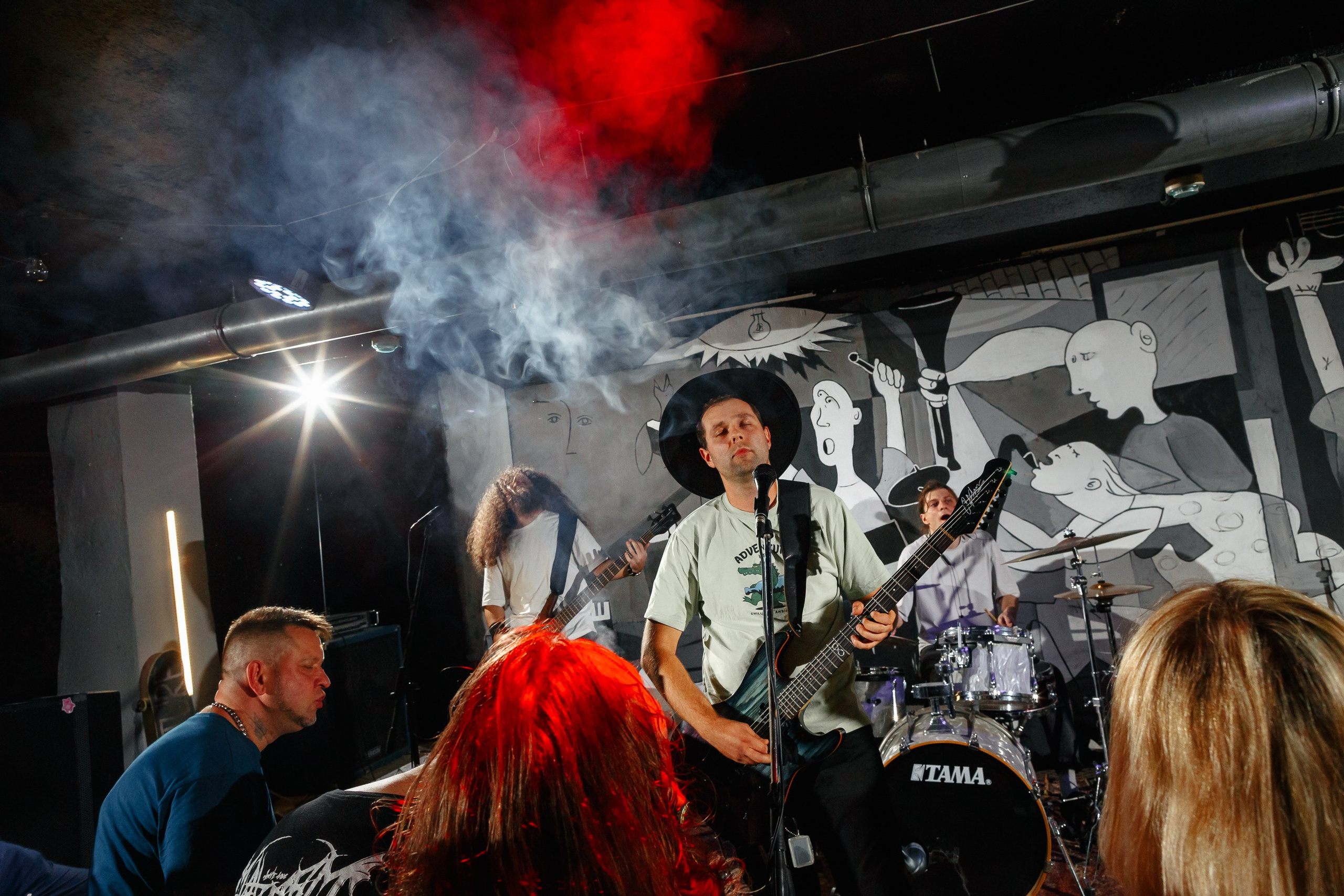 Punk- Rock концерт, в Арт-пространстве DADA. Валентин Ставер — свадебный и репортажный фотограф