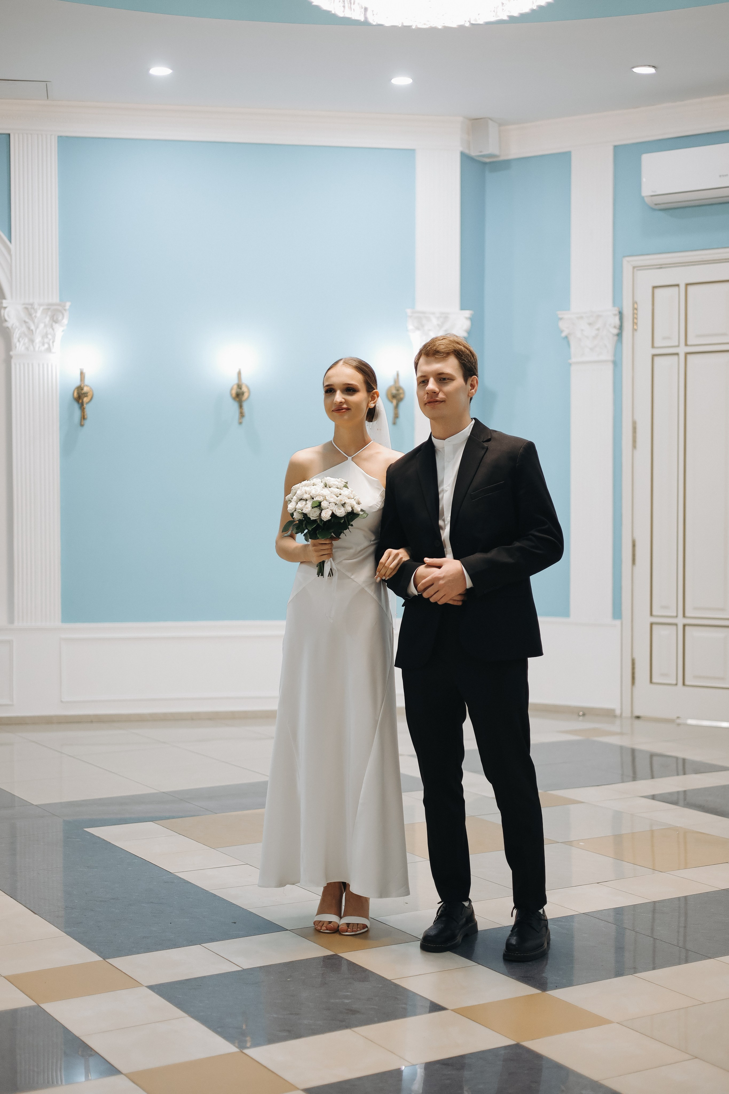 Олеся и Даня. Роспись в Таганском ЗАГСе. Диана Чечель. Свадебный и семейный фотограф в Москве