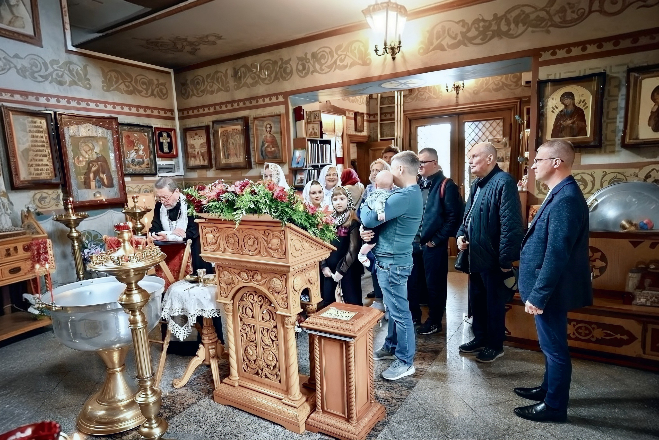 Крещение мама Лилия. Семейный и детский фотограф Москва