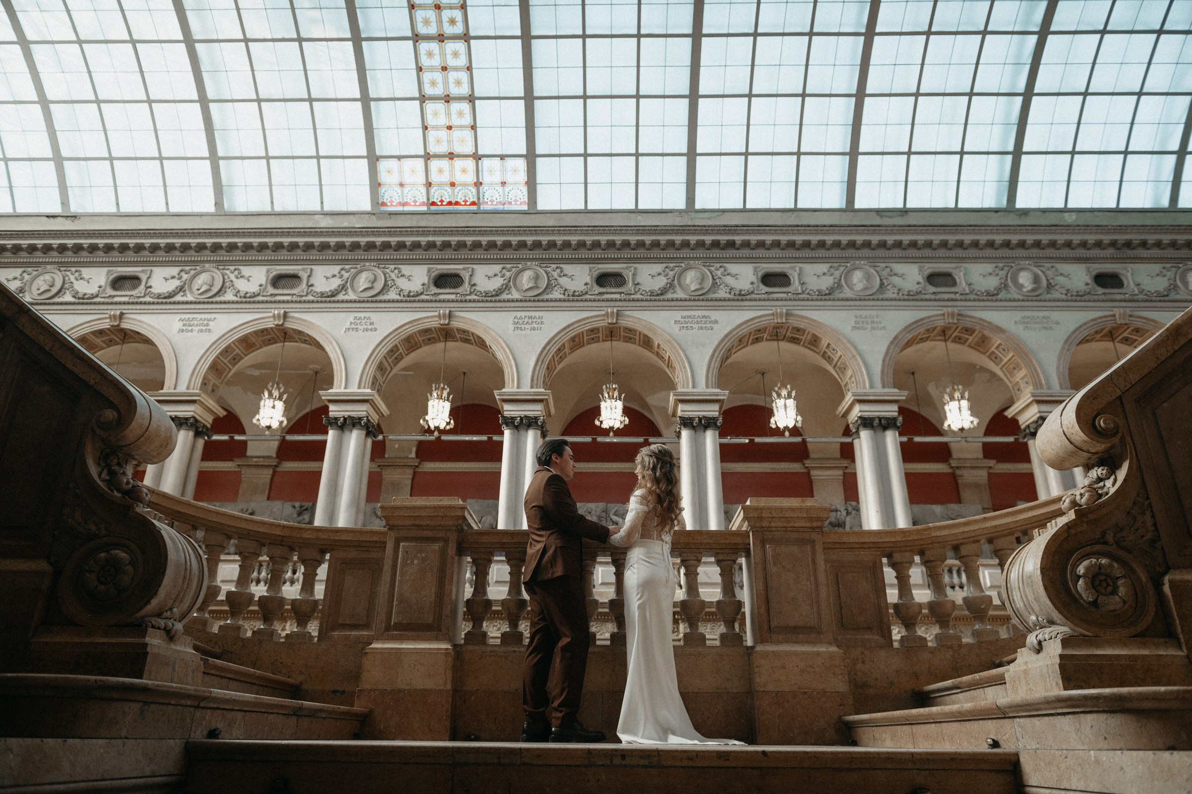 14 дворцов в Санкт-Петербурге для свадебной фотосессии в дождь. Свадебный фотограф в Санкт-Петербурге Венера Ахметова