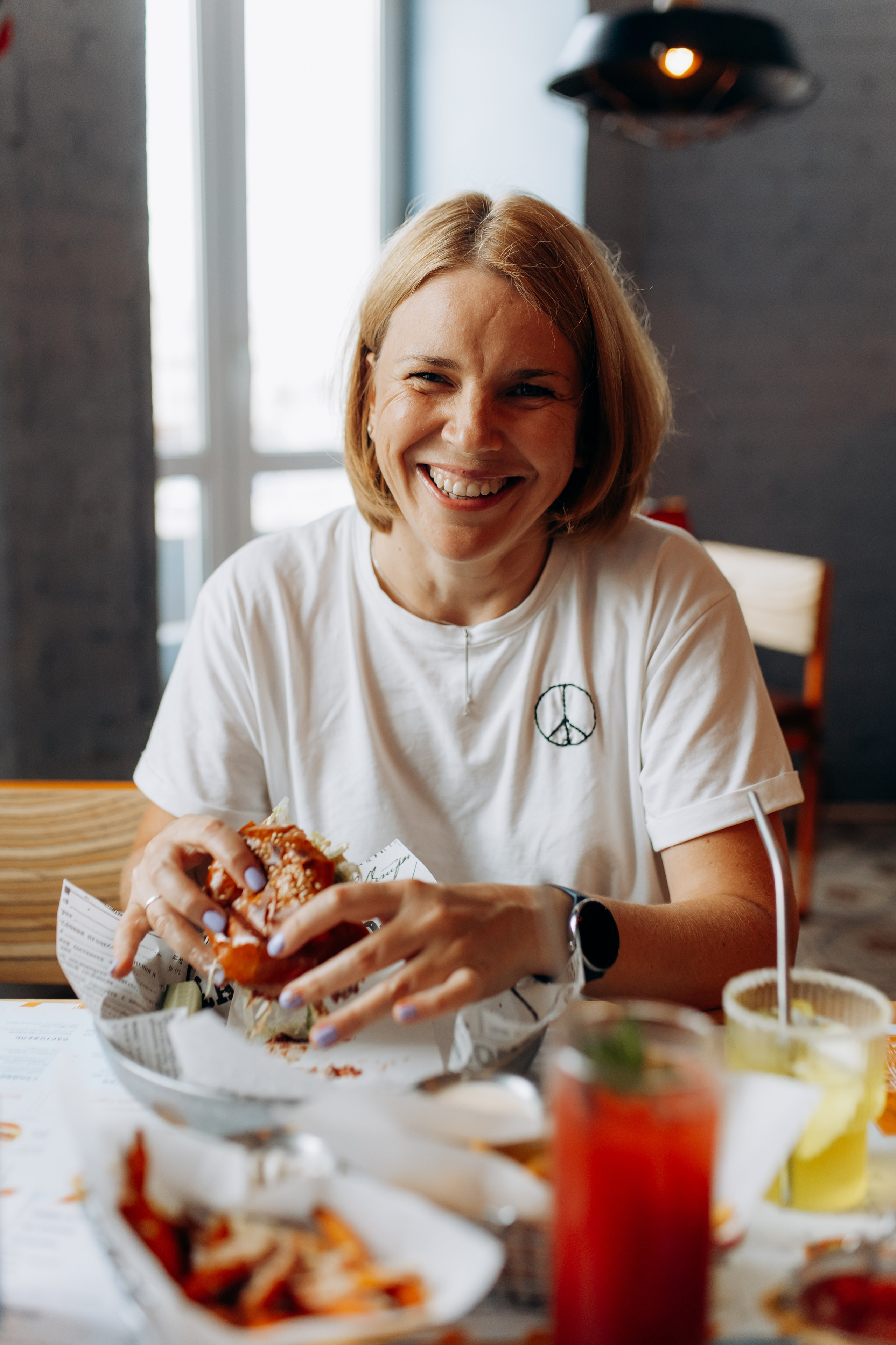 По бургеру в «Карл Маркс». Свадебный и семейный фотограф в Туле и области Маша Костина