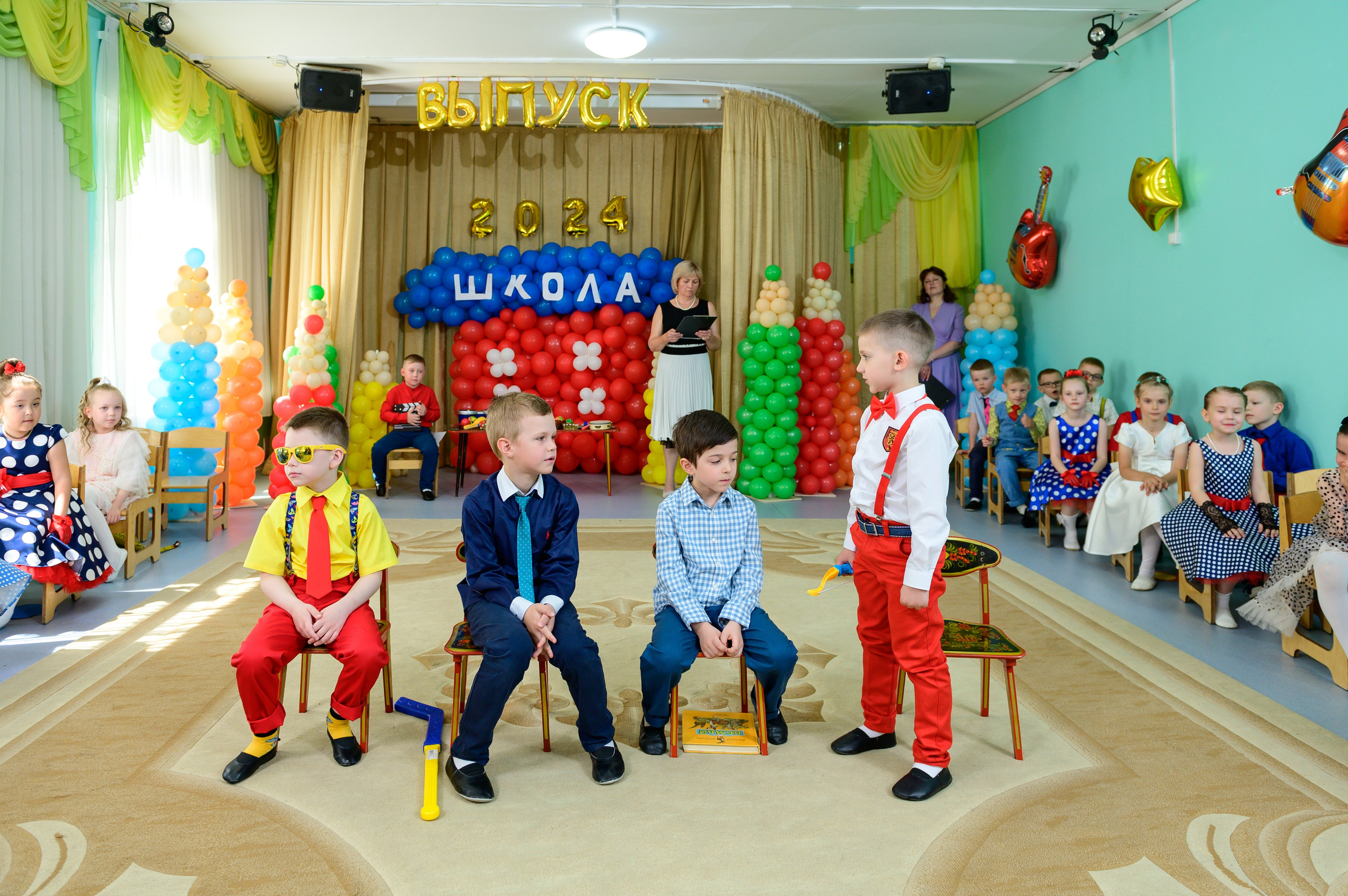 Сценка на выпускном в детском саду.