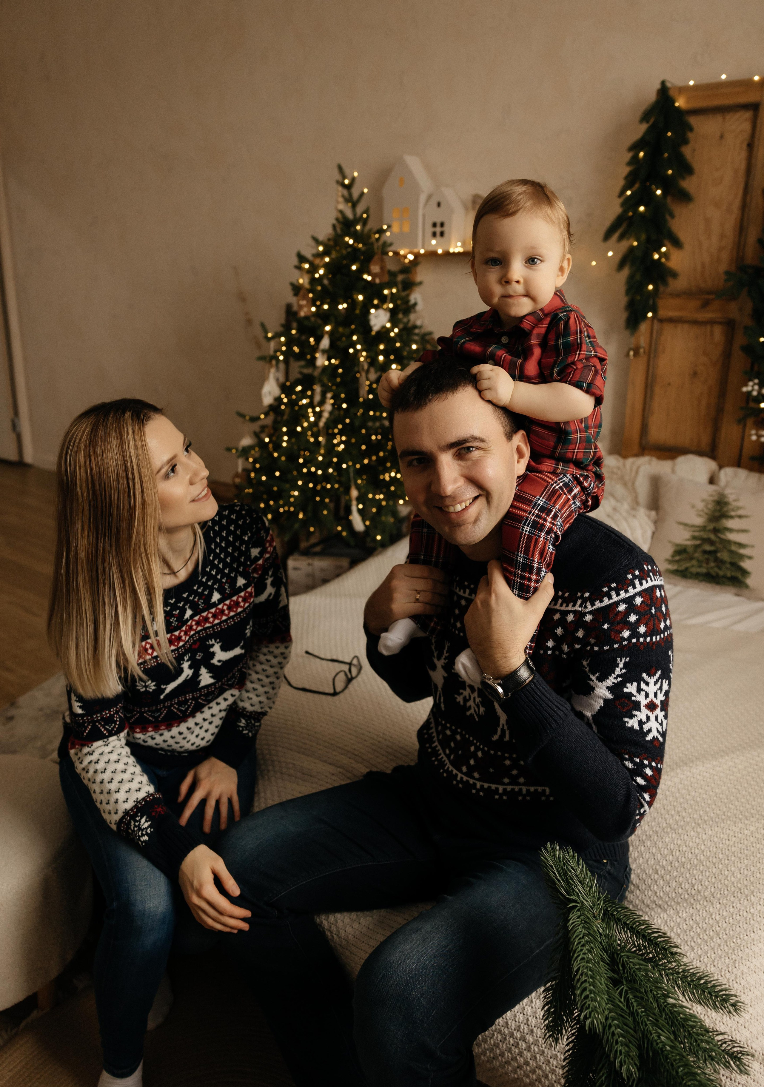 Семейная фотосессия для Ромы, Юлии и маленького Левы. Свадебный и семейный фотограф Рассказова Виктория