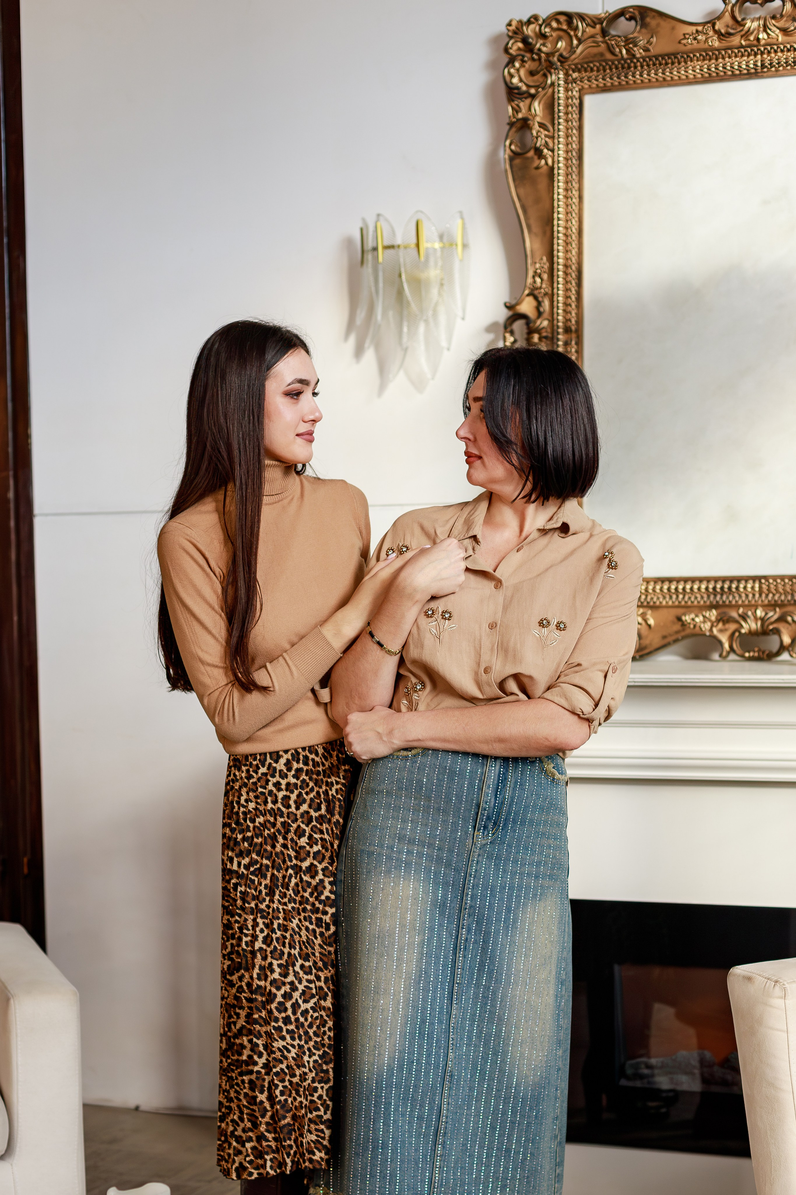 Мама и дочь в студии Белый осел. Семейный и детский фотограф в Краснодаре Ирина Лаврецкая