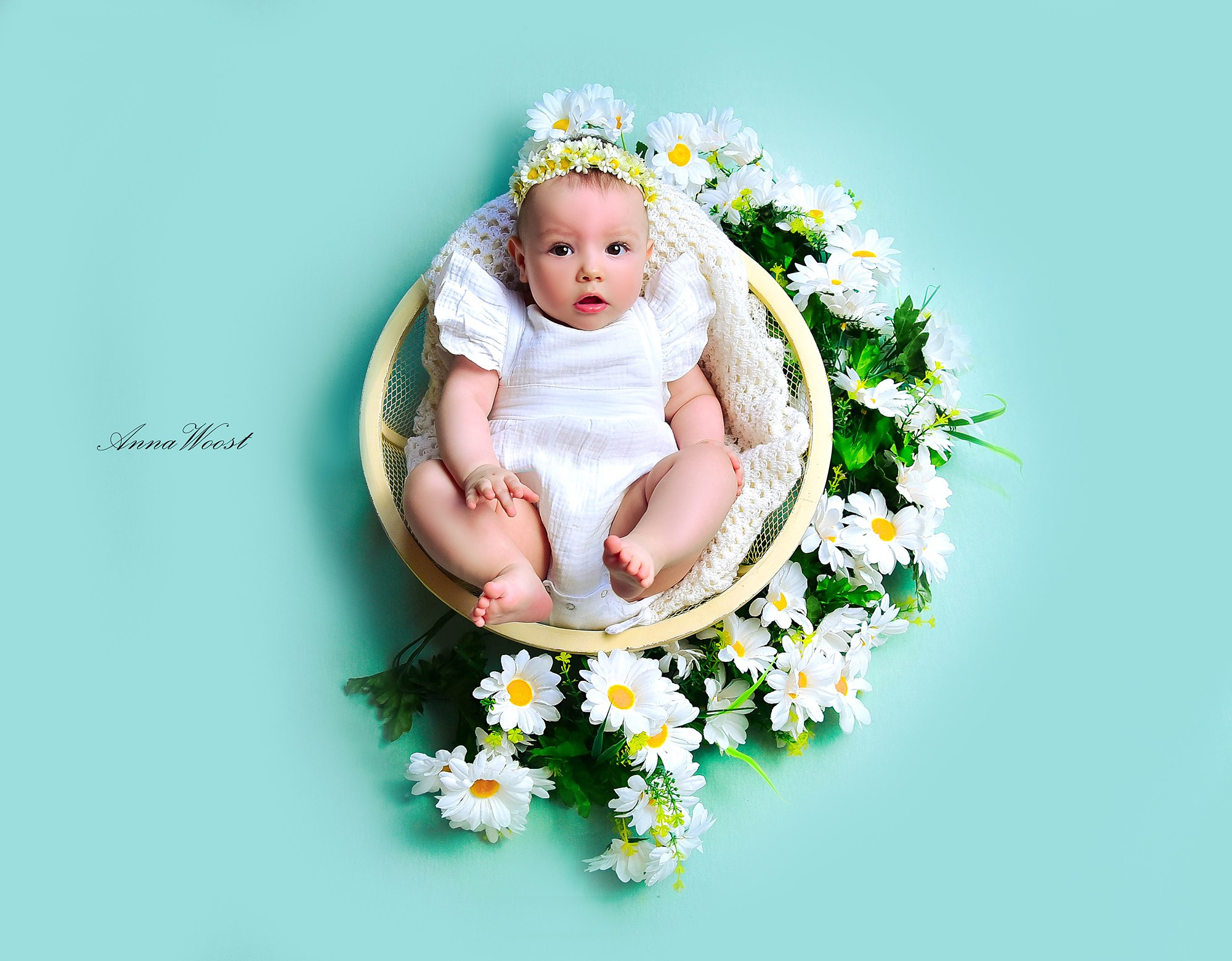 Малышки Антураж