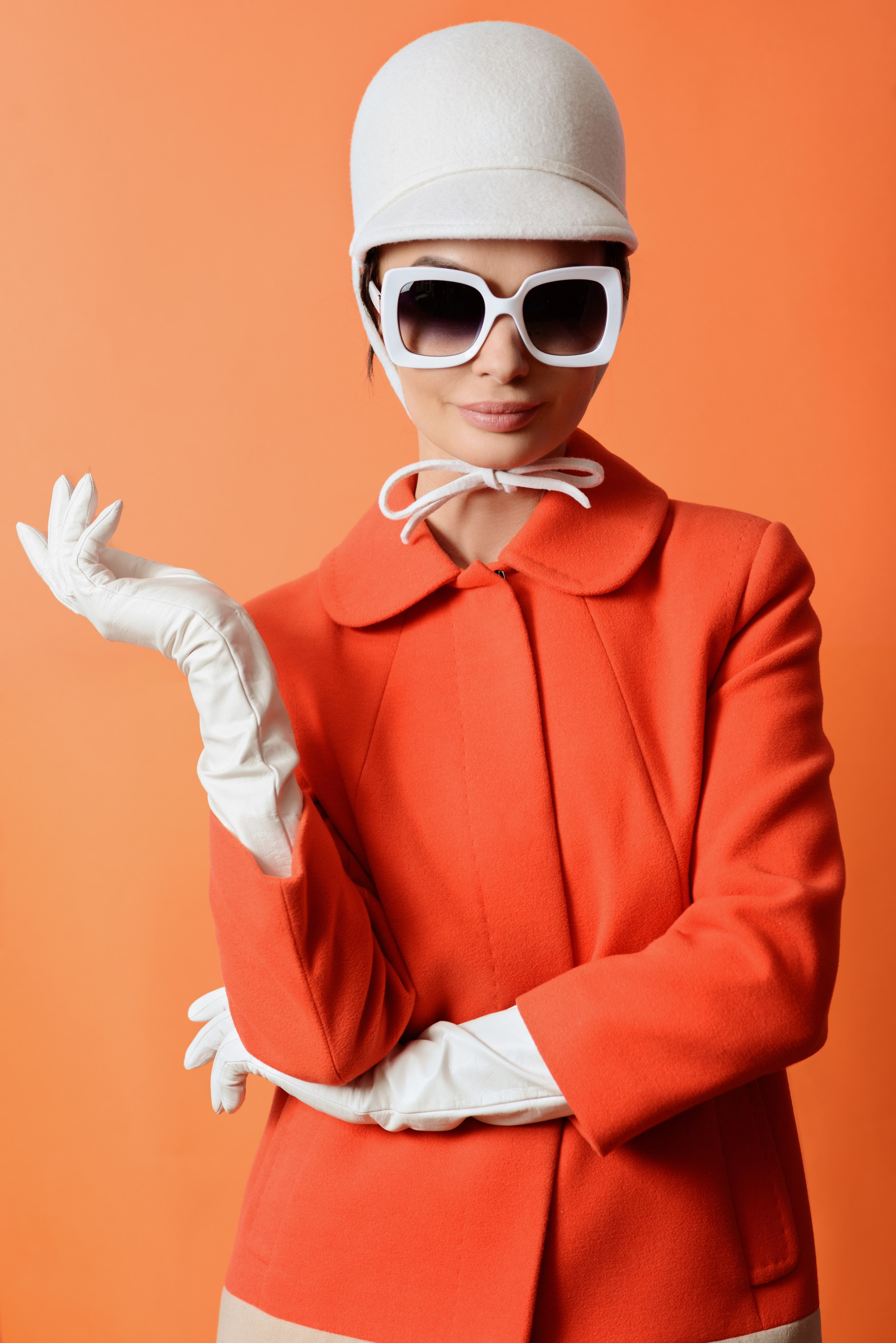 Как в кино Как украсть миллион с Одри Хепберн в белой жокейке