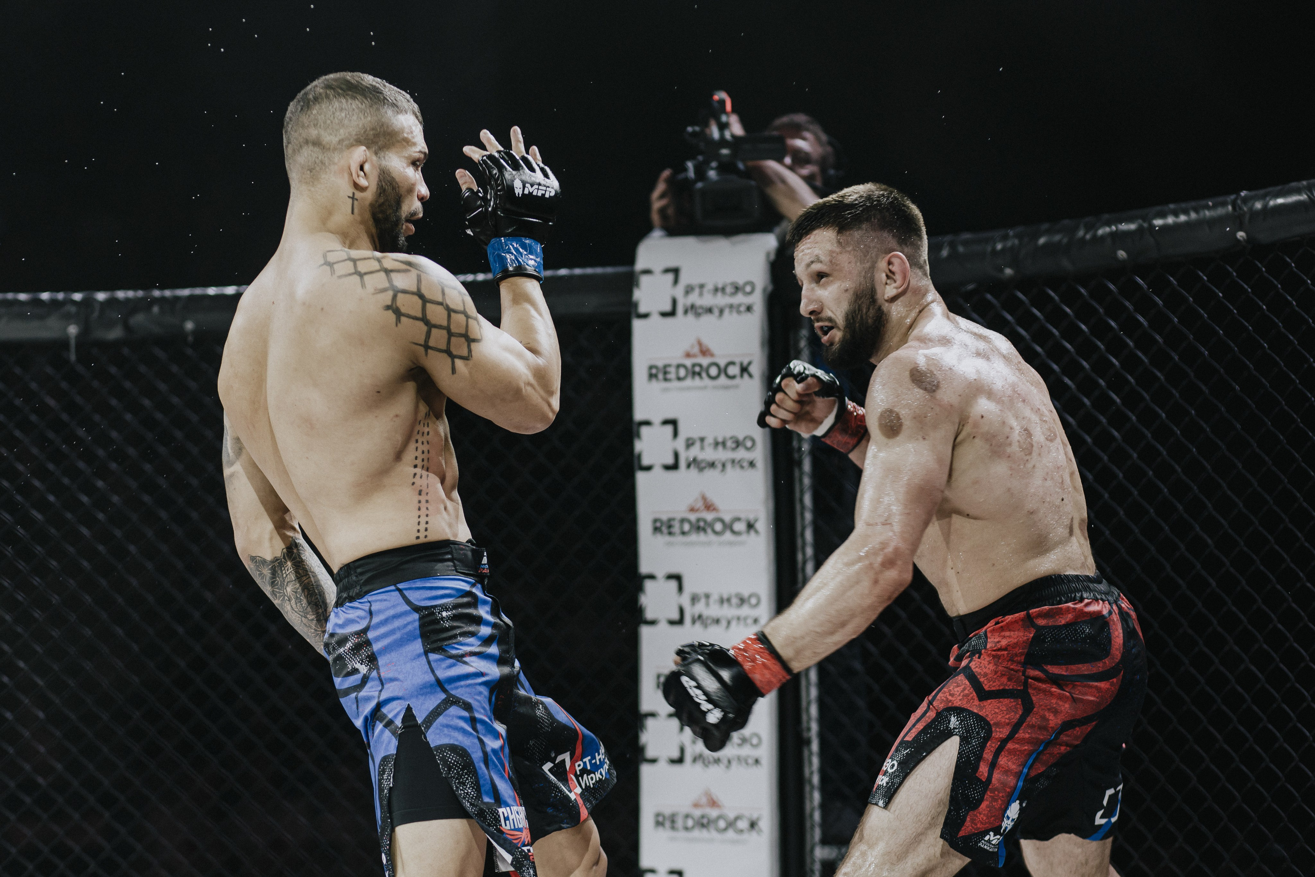 MFP246 МАКСИМ БУТОРИН VS МАРСИО БРЕНО. Фотограф Иркутск Антипин Сергей