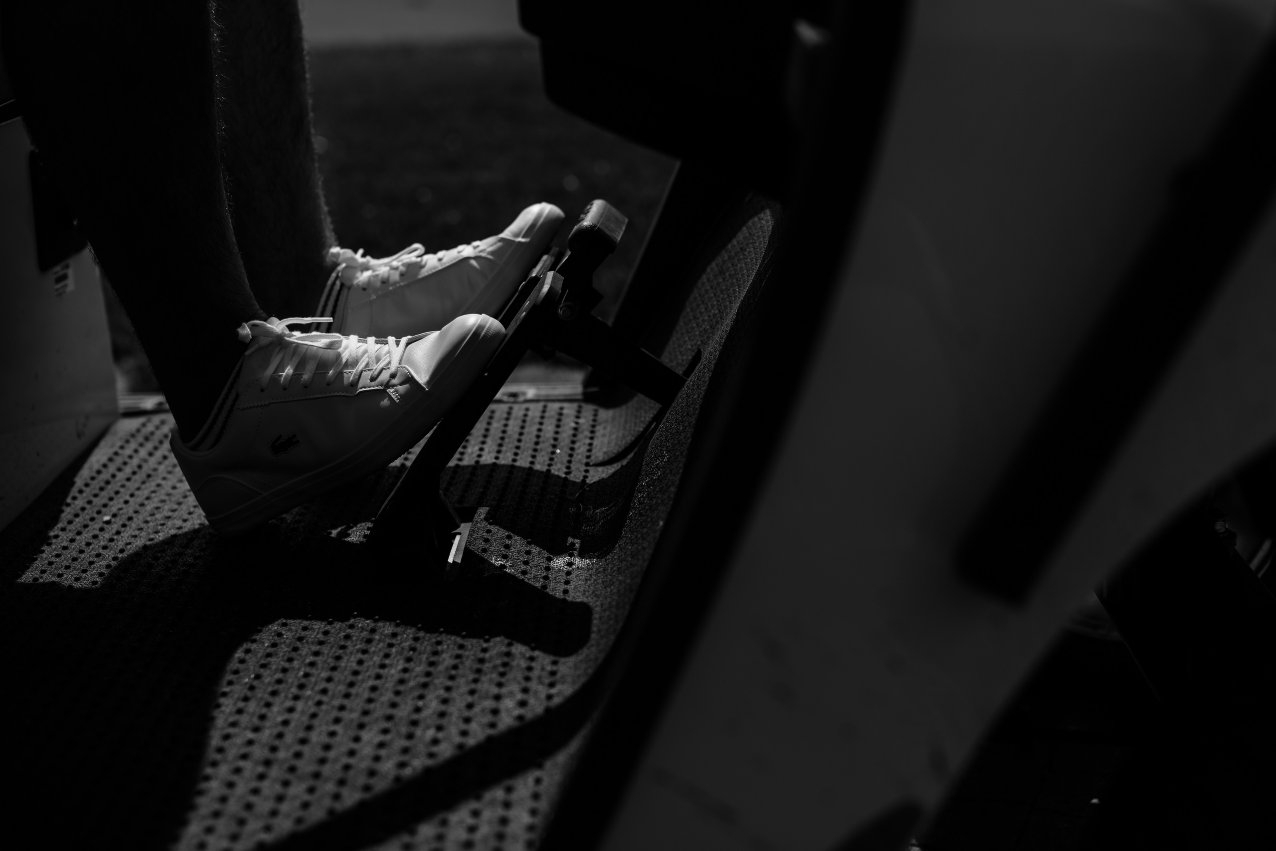 Скрестить клюшки. Никита Погосов