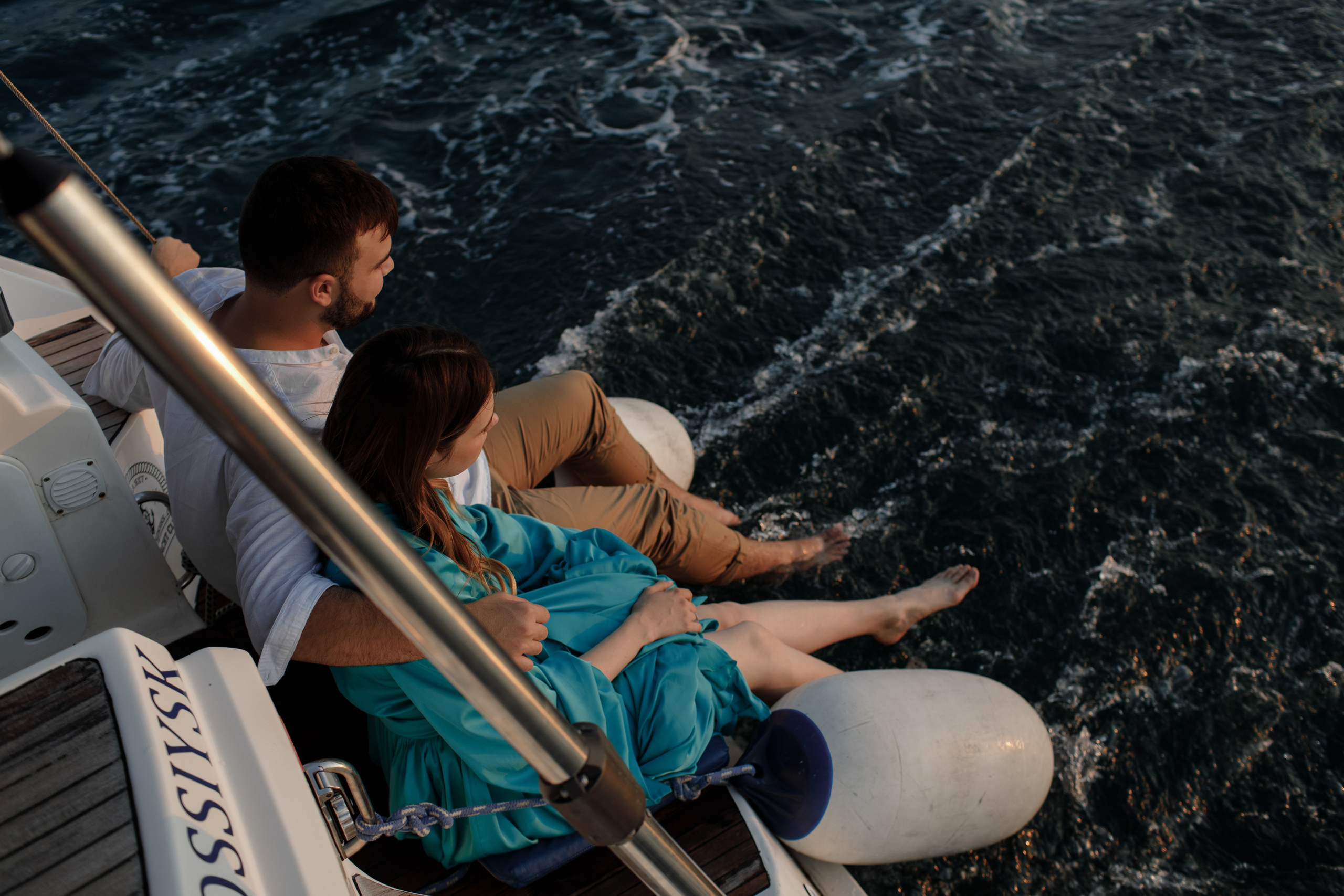 Скрестить клюшки. Никита Погосов