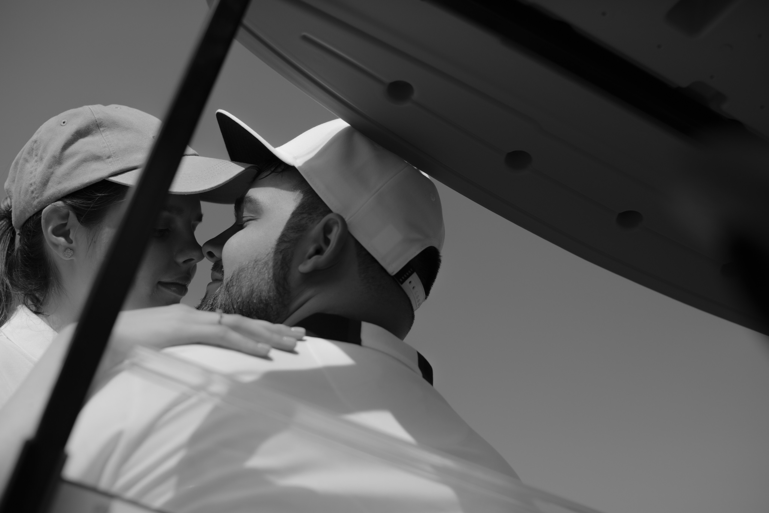 Скрестить клюшки. Никита Погосов